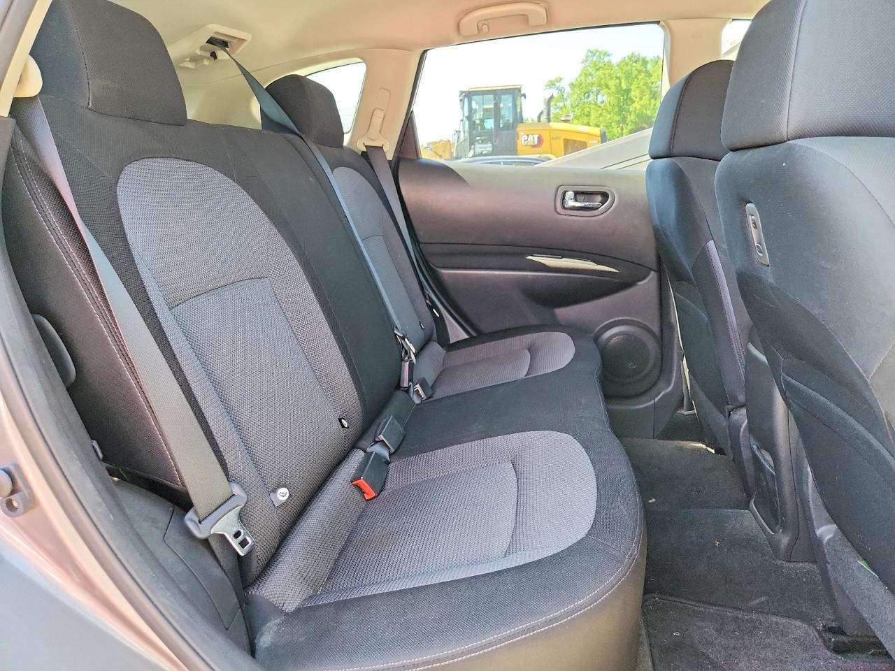2013 Nissan Rogue S Silver vin: JN8AS5MT6DW545188