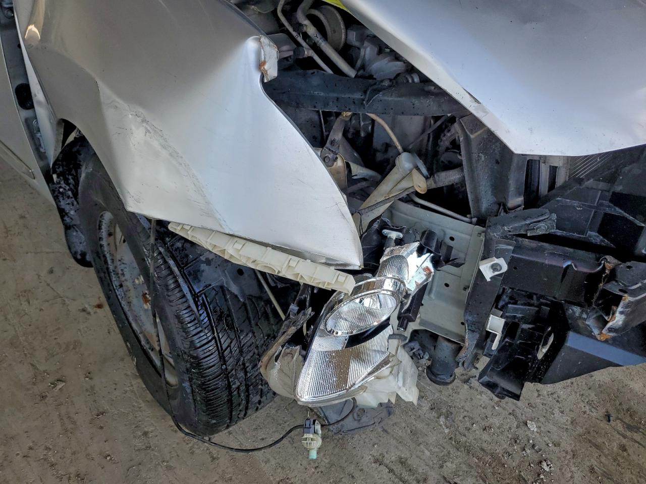 2013 Nissan Rogue S Silver vin: JN8AS5MT6DW552433