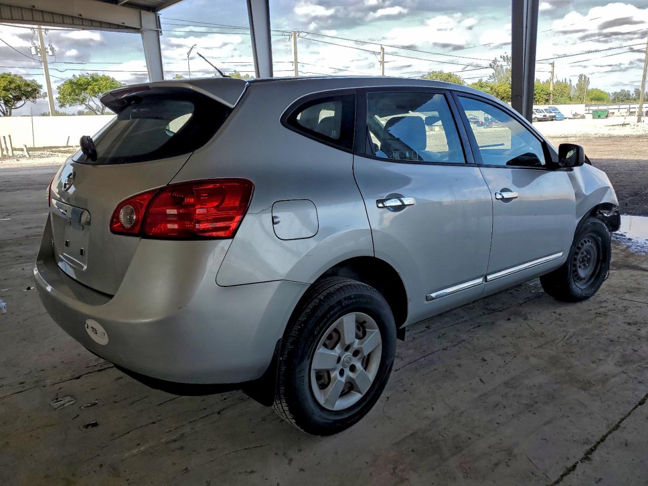 2013 Nissan Rogue S Silver vin: JN8AS5MT6DW552433