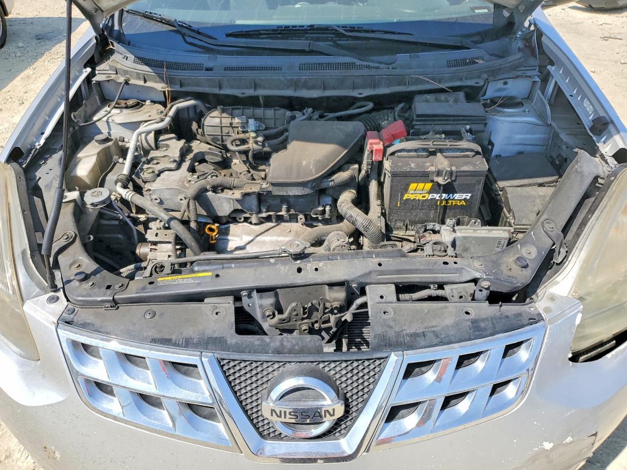 2014 Nissan Rogue Select S Silver vin: JN8AS5MT6EW102525