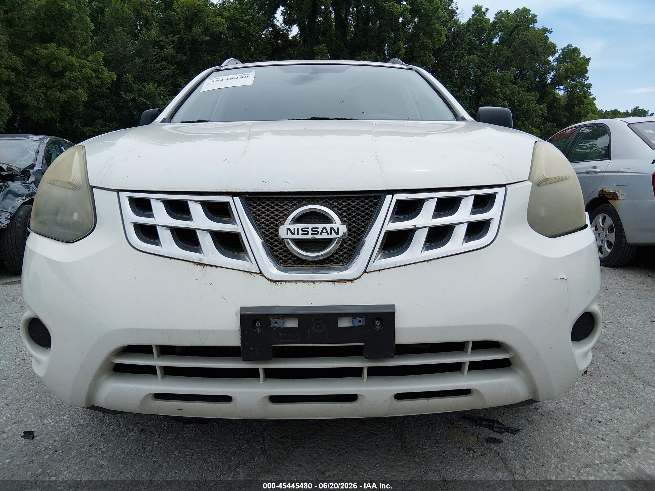 2015 Nissan Rogue Select S Белый vin: JN8AS5MT6FW156523