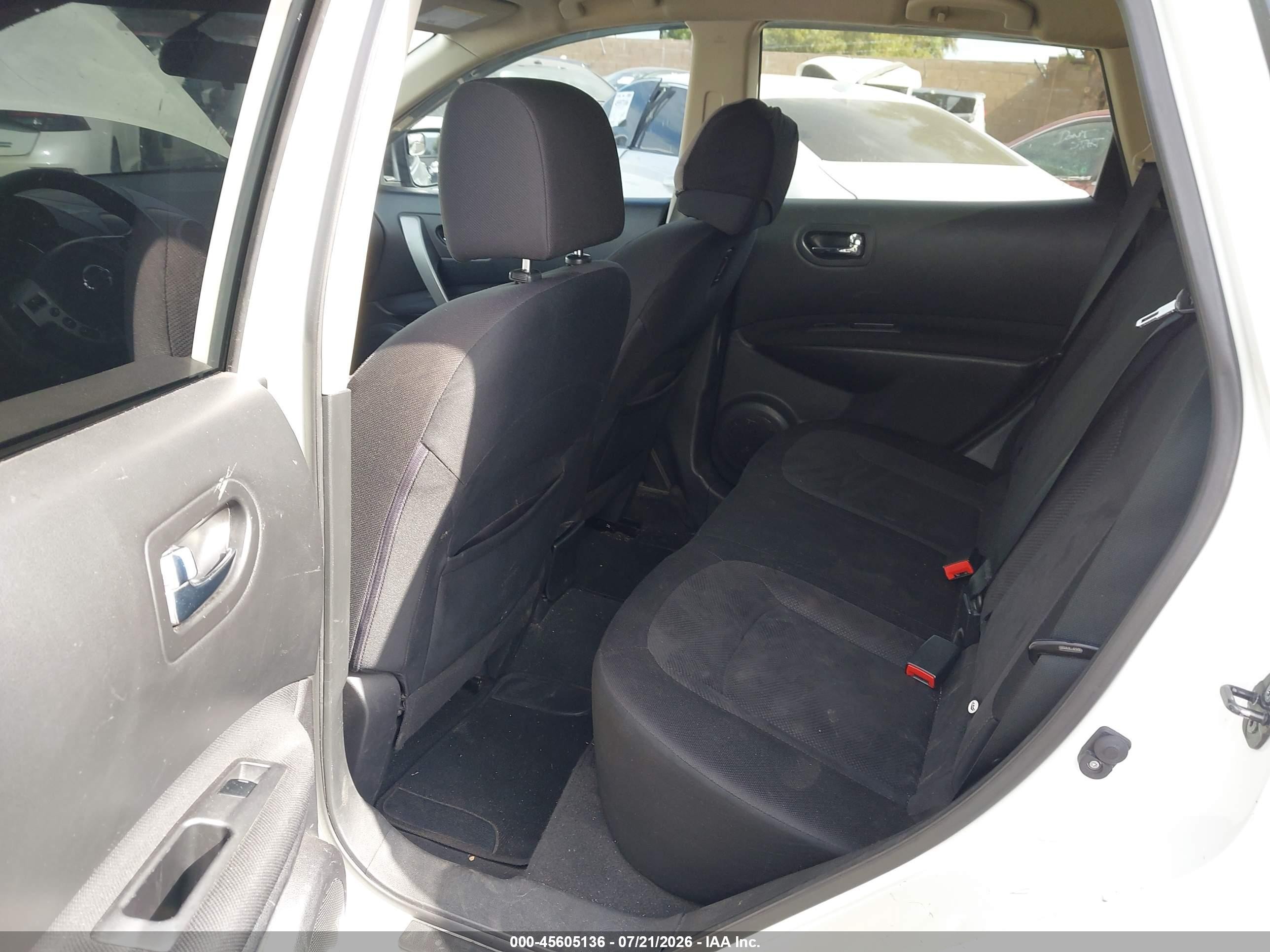 2015 Nissan Rogue Select S White vin: JN8AS5MT6FW163746