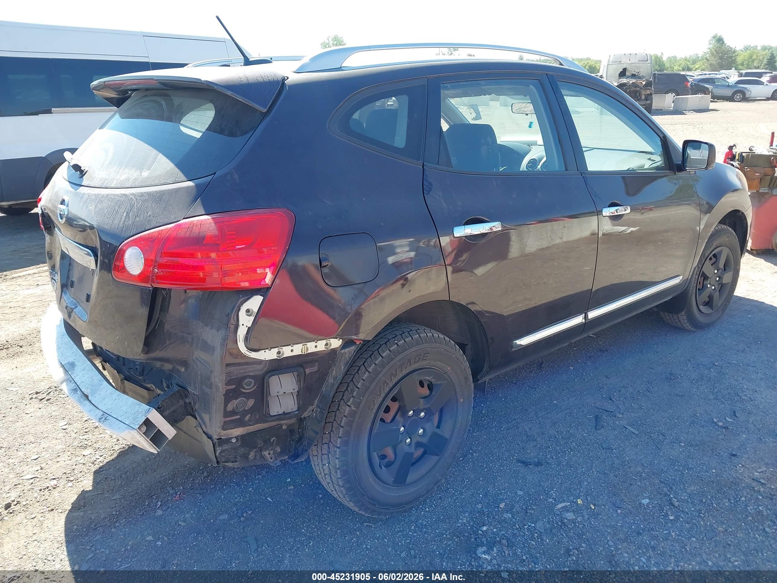 2015 Nissan Rogue Select S Maroon vin: JN8AS5MT6FW651272