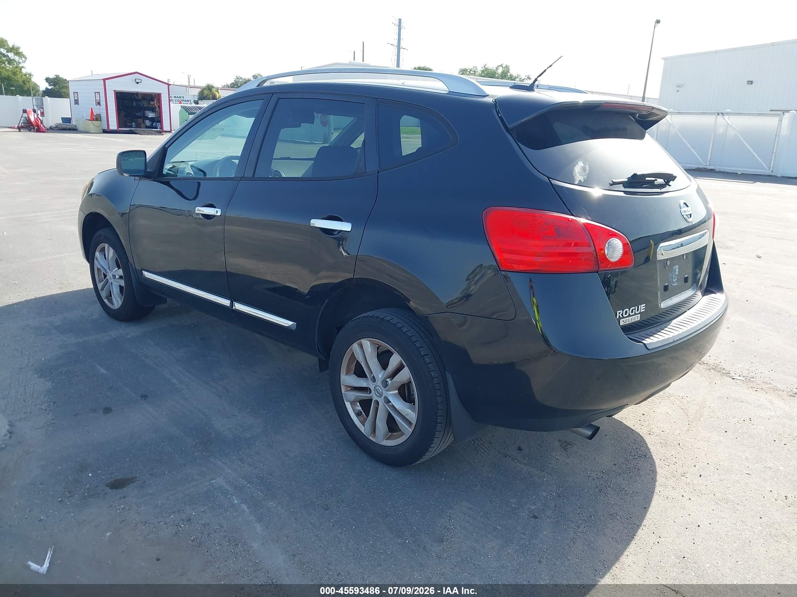 2015 Nissan Rogue Select S Black vin: JN8AS5MT6FW654768