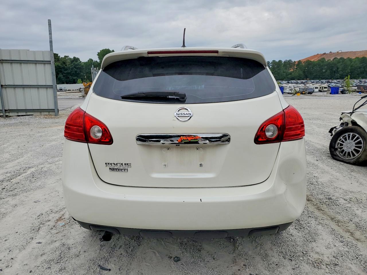 2015 Nissan Rogue Select S White vin: JN8AS5MT6FW669528