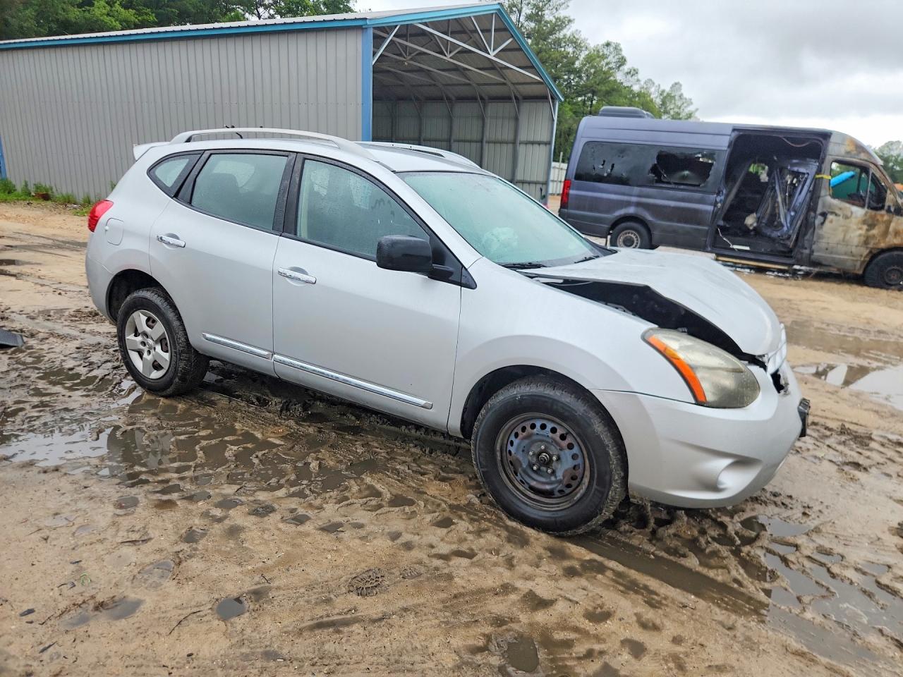 2015 Nissan Rogue Select S Silver vin: JN8AS5MT6FW670355
