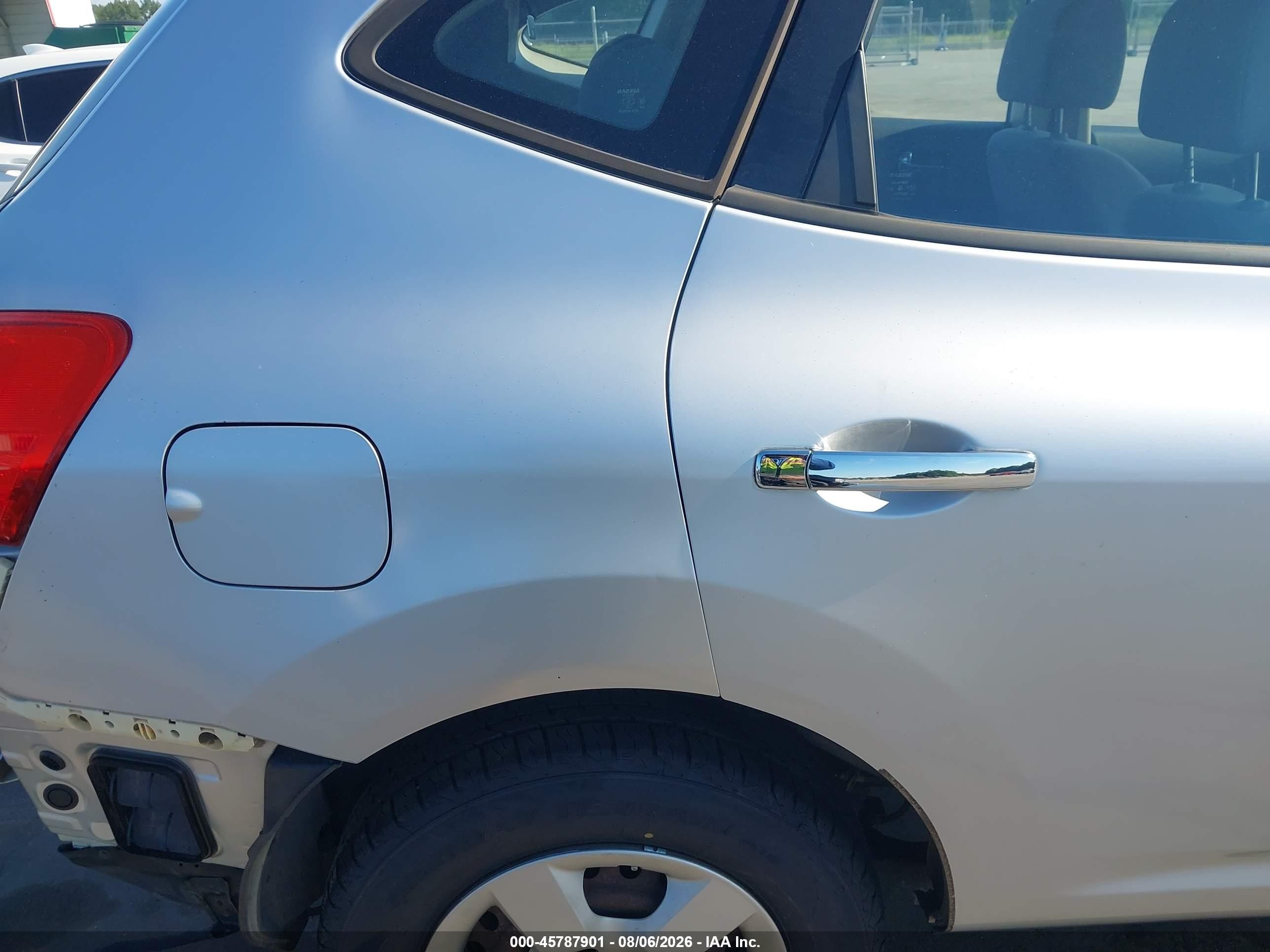 2010 Nissan Rogue S Silver vin: JN8AS5MT7AW506850