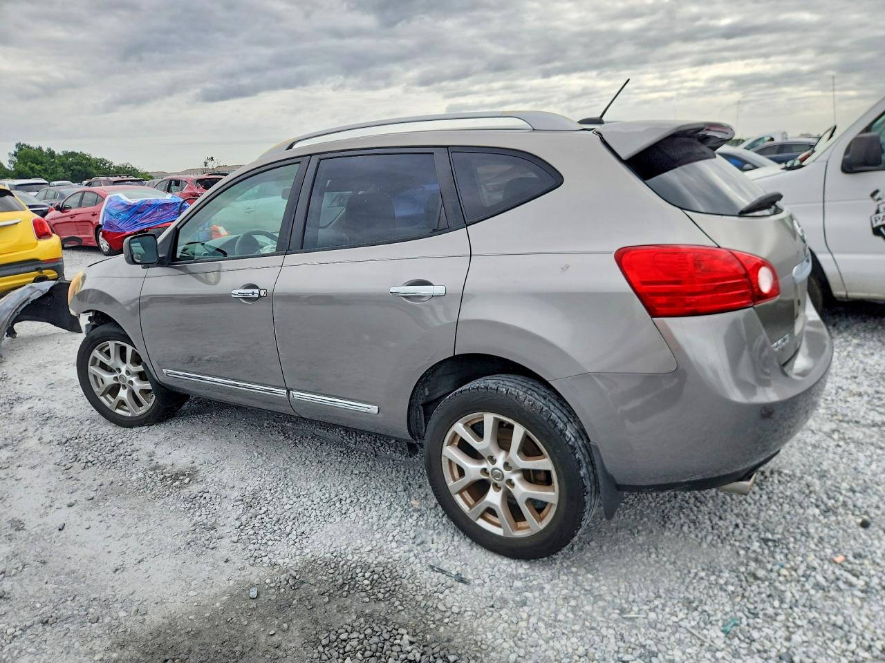 2011 Nissan Rogue S Tan vin: JN8AS5MT7BW566824