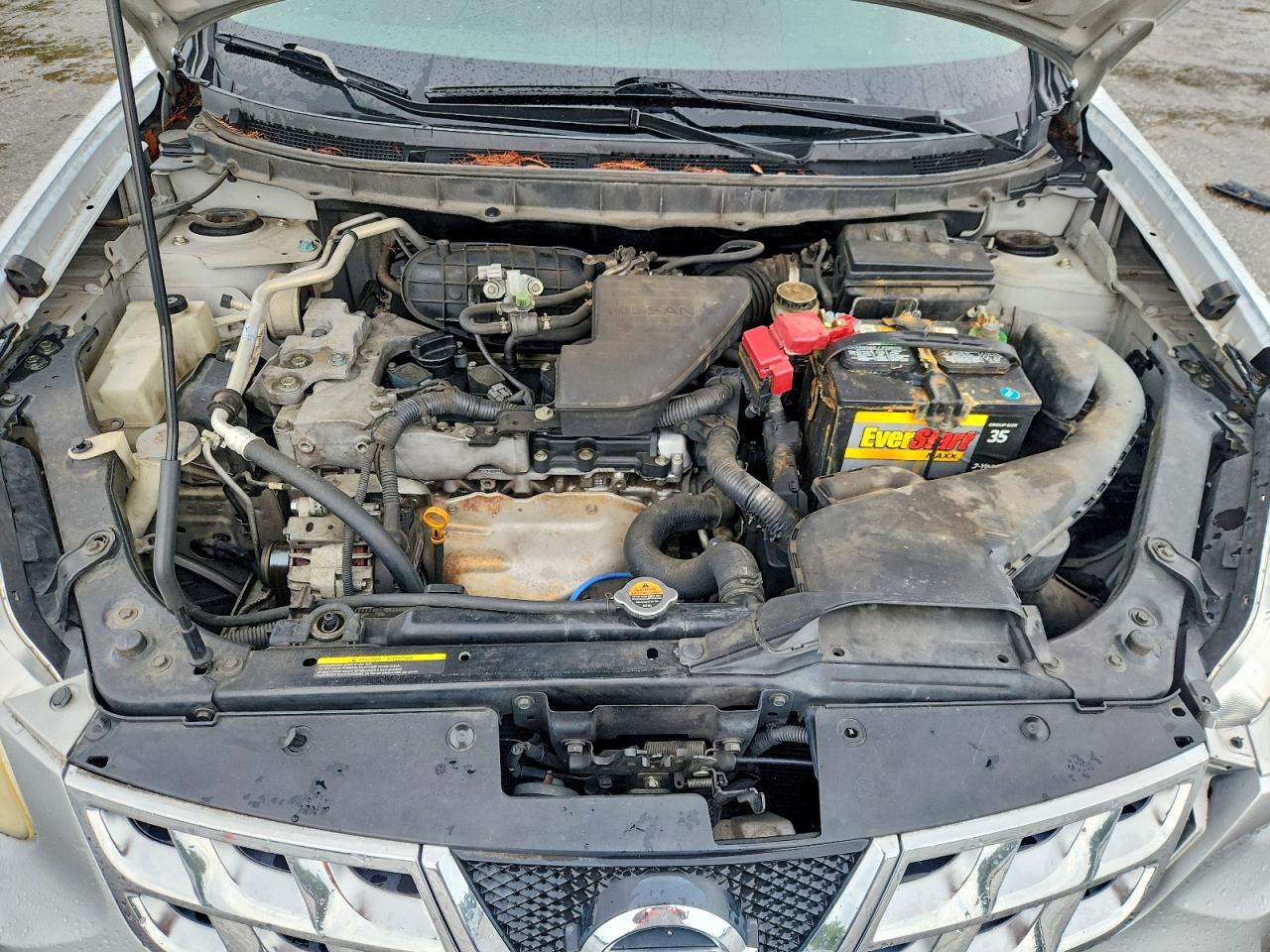 2011 Nissan Rogue S Silver vin: JN8AS5MT7BW574972