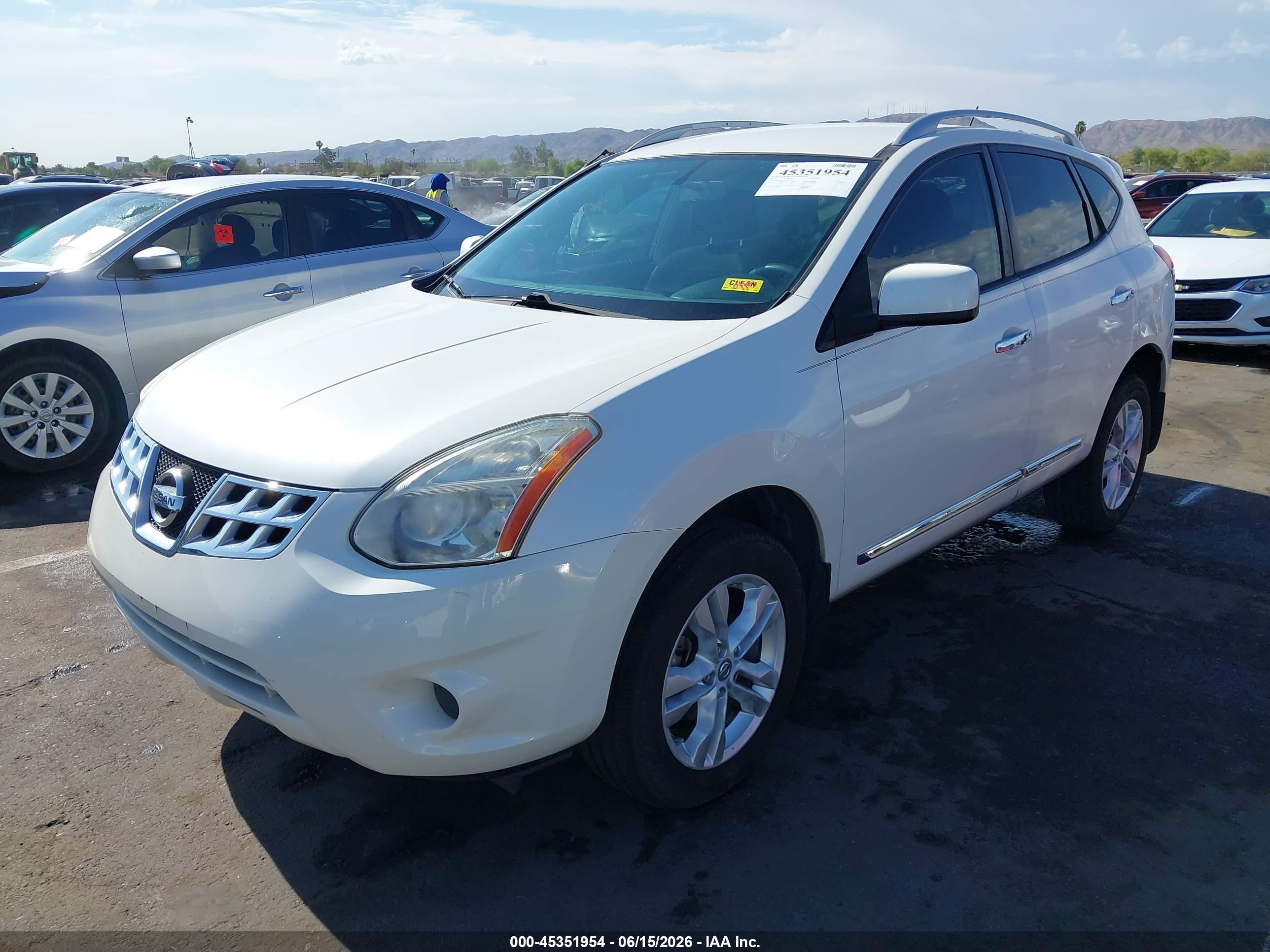 2012 Nissan Rogue Sv White vin: JN8AS5MT7CW267514