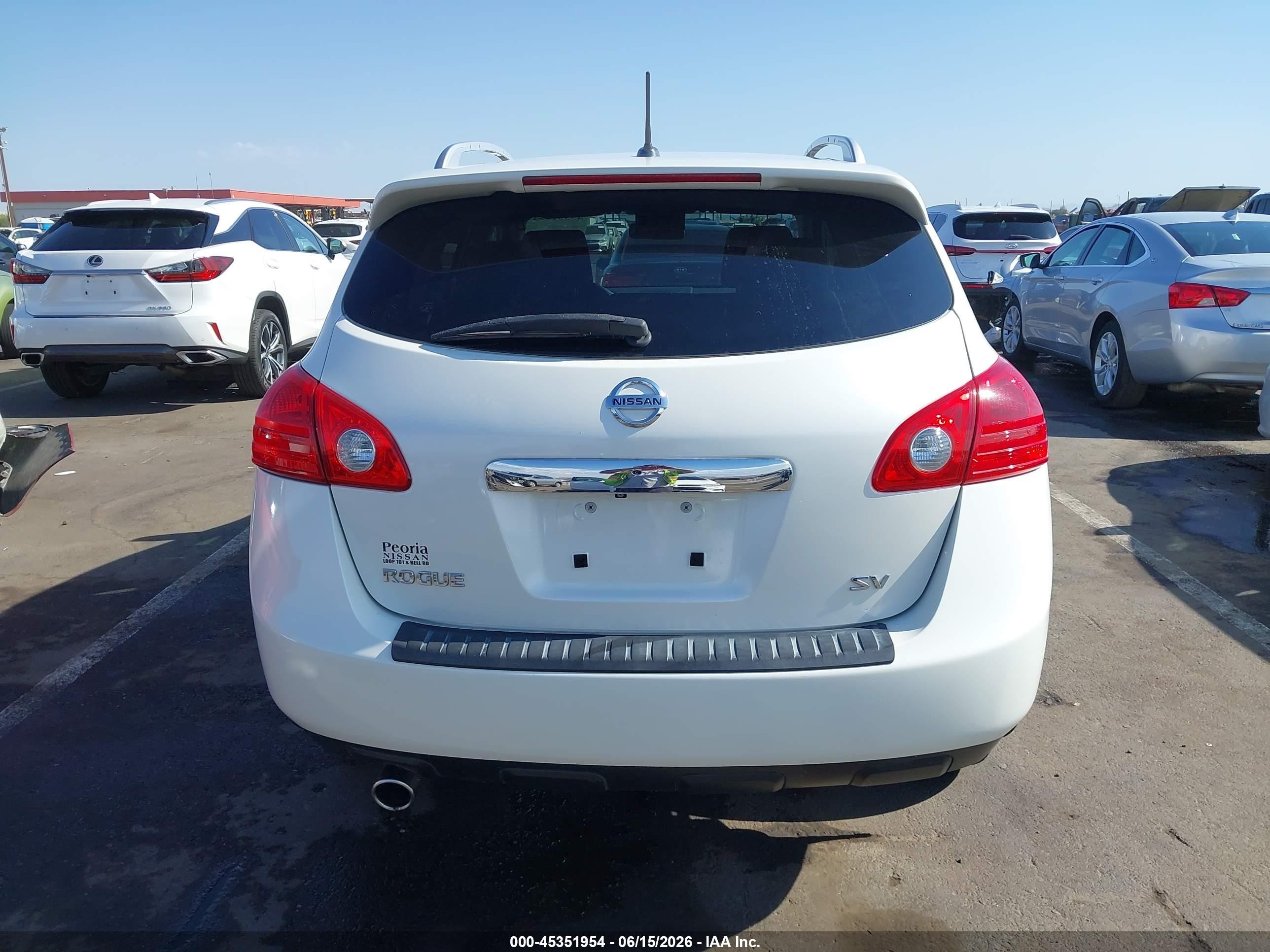 2012 Nissan Rogue Sv White vin: JN8AS5MT7CW267514