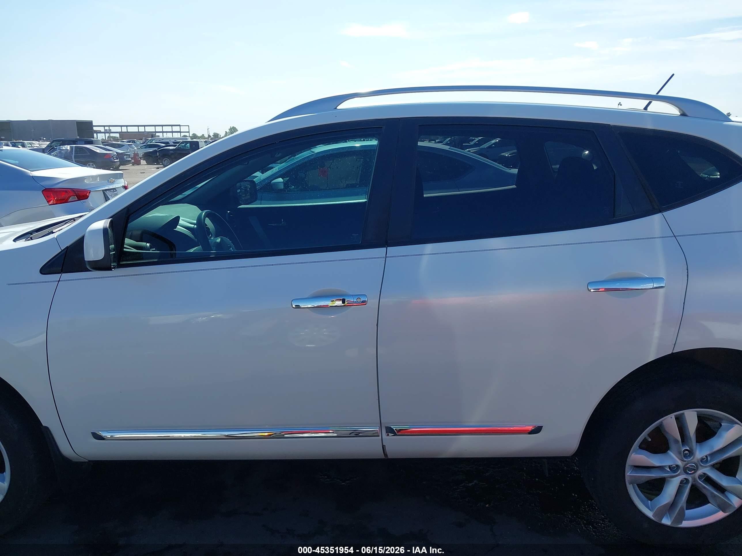 2012 Nissan Rogue Sv White vin: JN8AS5MT7CW267514