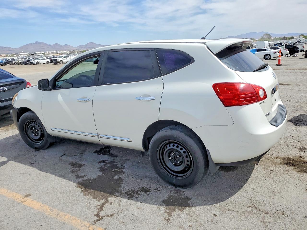 2012 Nissan Rogue S White vin: JN8AS5MT7CW300639