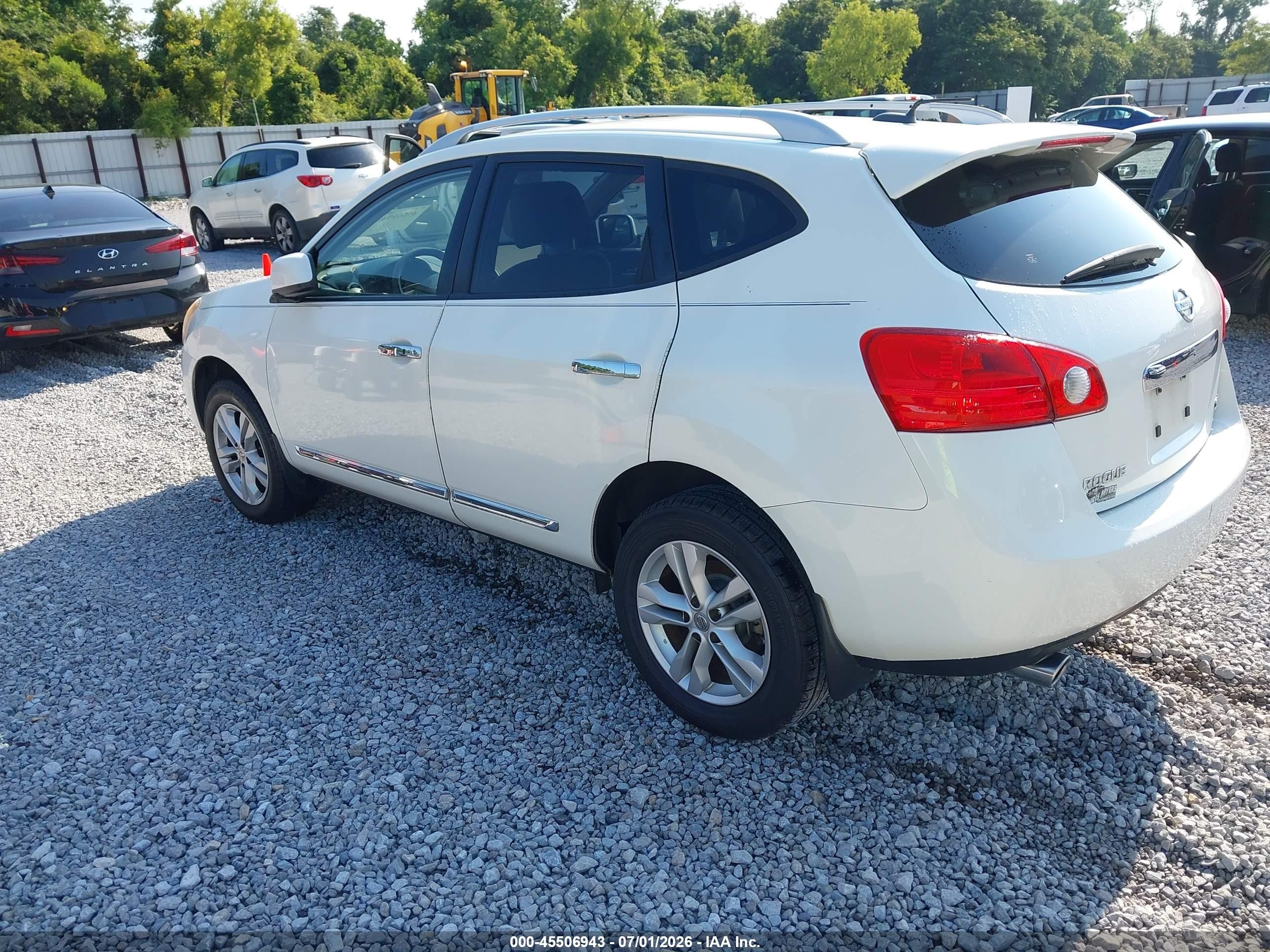 2012 Nissan Rogue Sv White vin: JN8AS5MT7CW303671