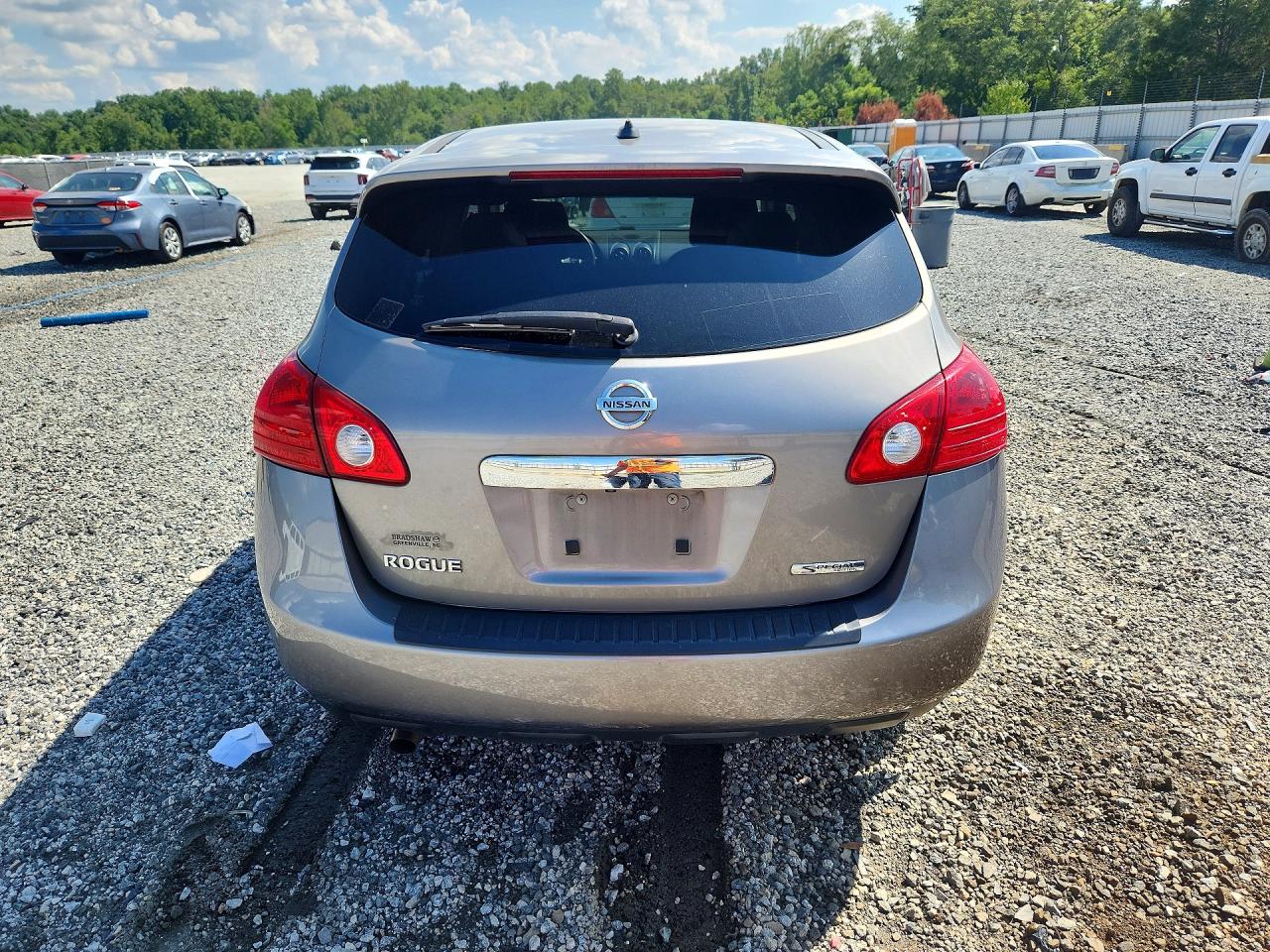 2013 Nissan Rogue S Коричневый vin: JN8AS5MT7DW500616