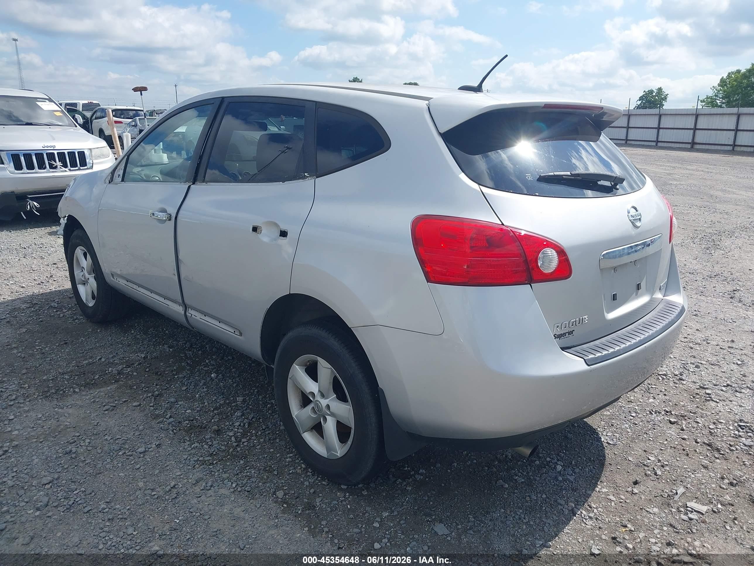 2013 Nissan Rogue S Silver vin: JN8AS5MT7DW521319