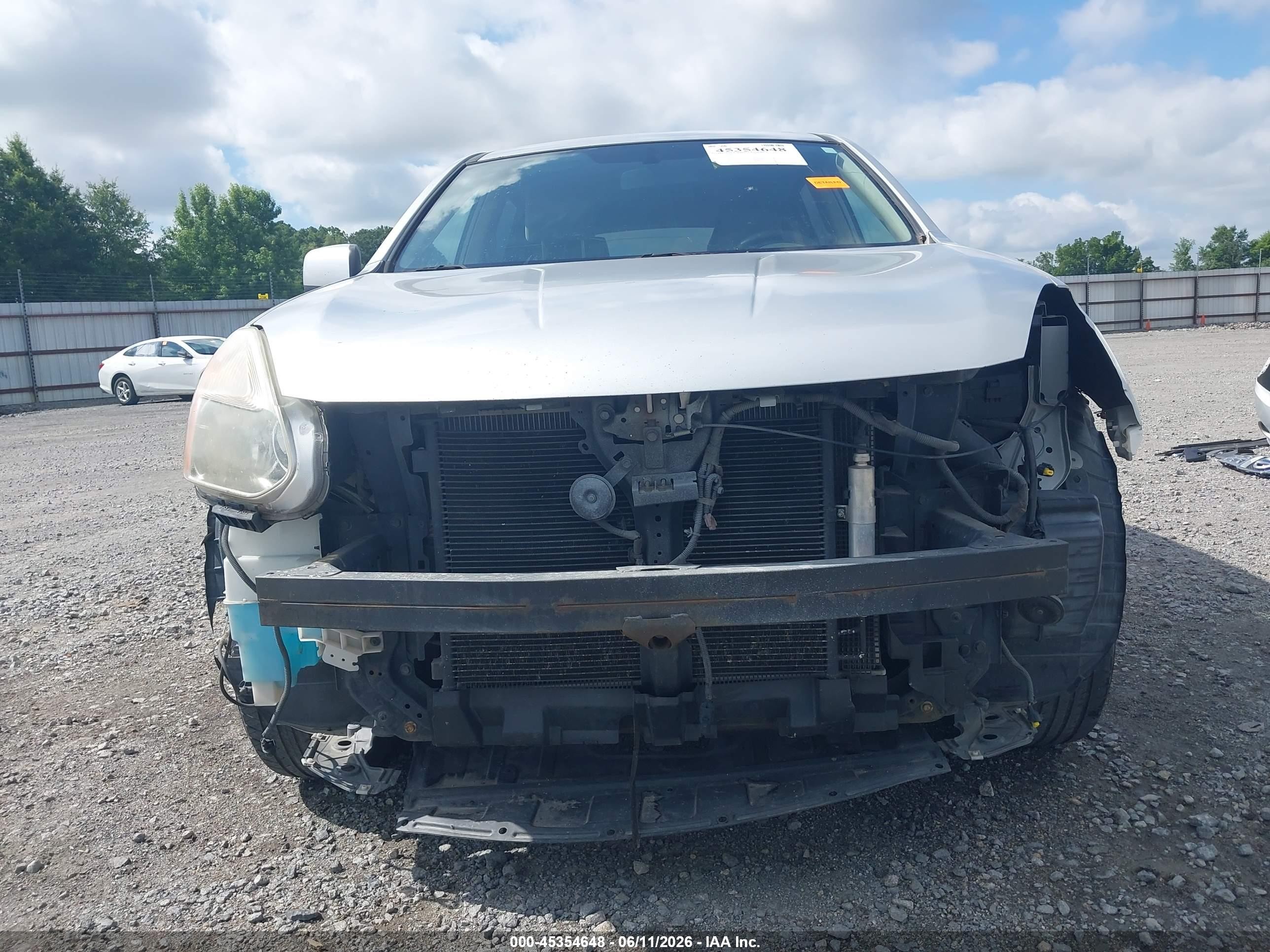 2013 Nissan Rogue S Silver vin: JN8AS5MT7DW521319