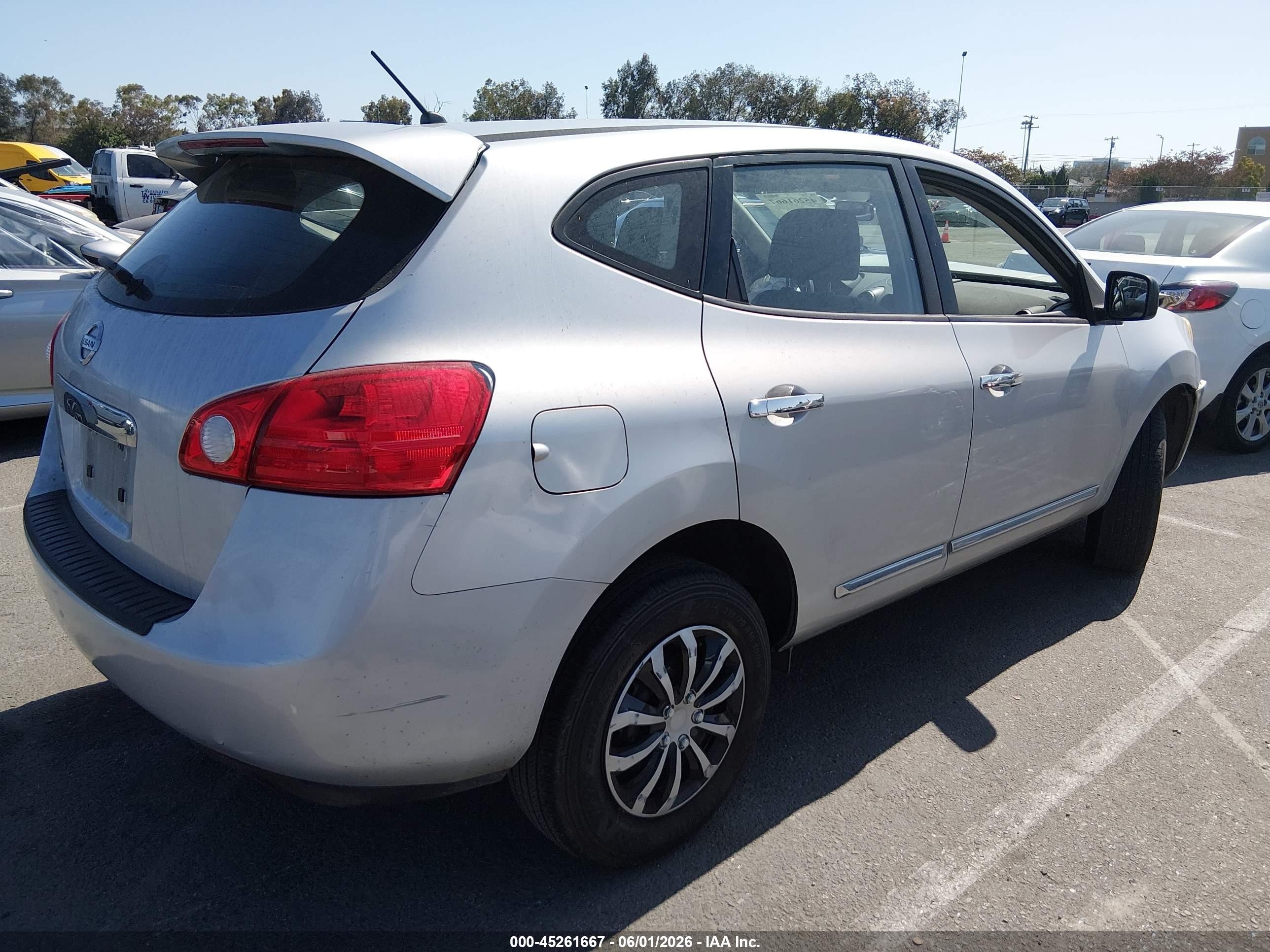 2013 Nissan Rogue S Silver vin: JN8AS5MT7DW521496