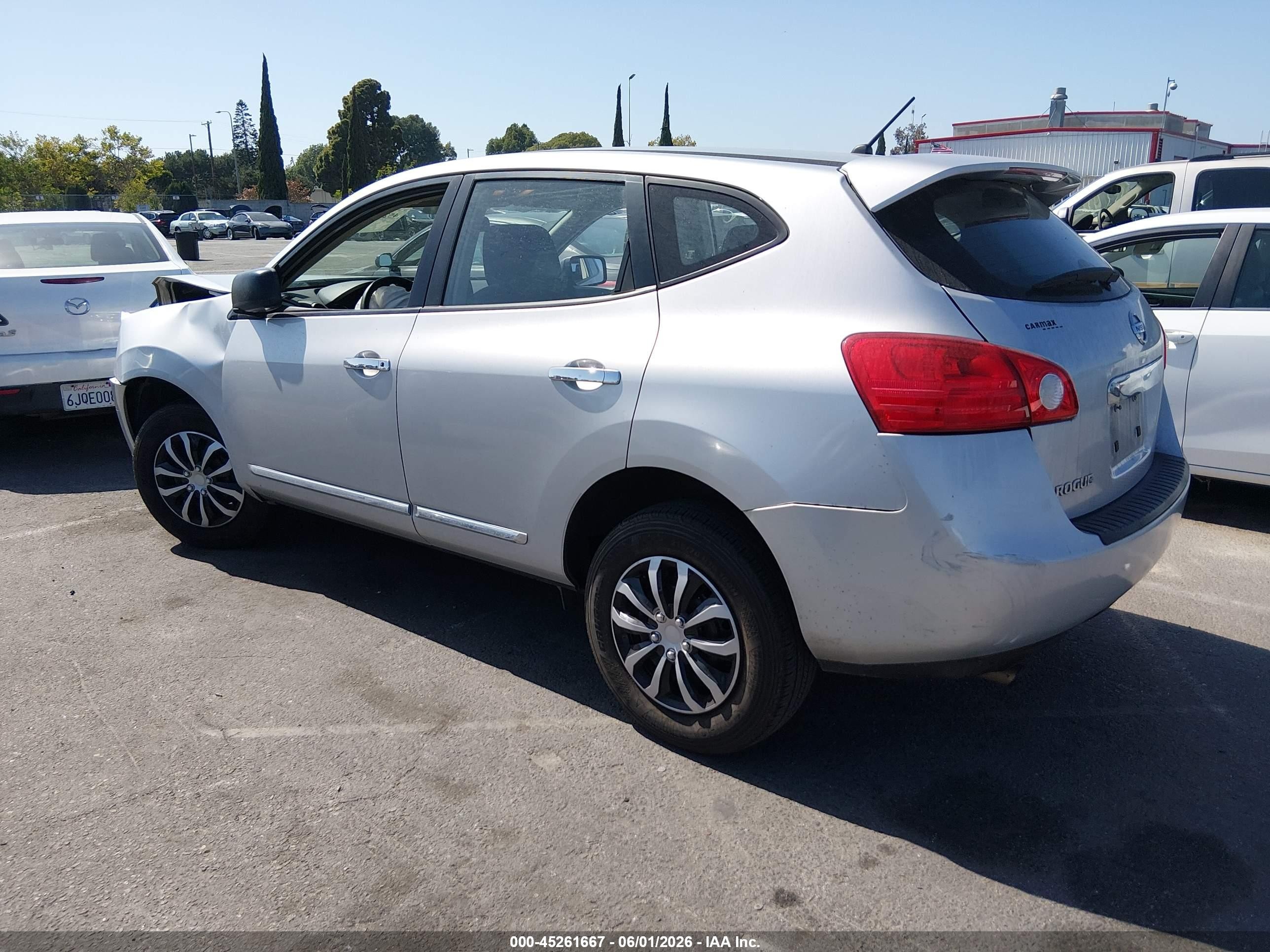 2013 Nissan Rogue S Silver vin: JN8AS5MT7DW521496
