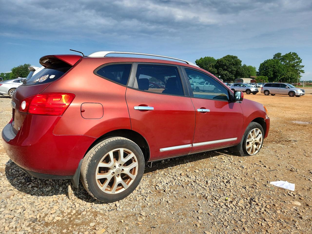 2013 Nissan Rouge Red vin: JN8AS5MT7DW527492