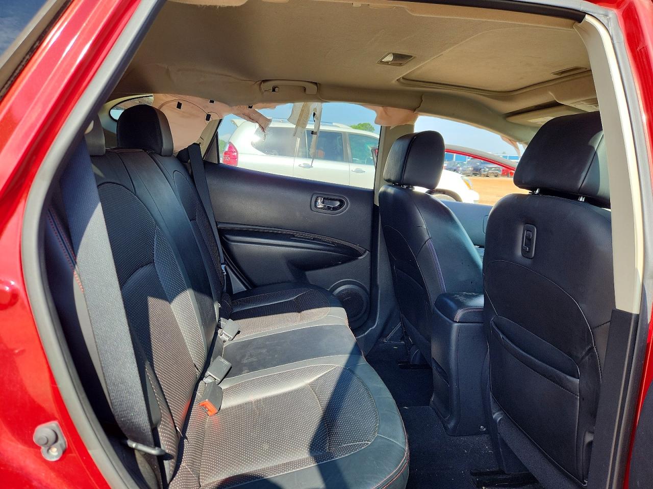 2013 Nissan Rouge Red vin: JN8AS5MT7DW527492