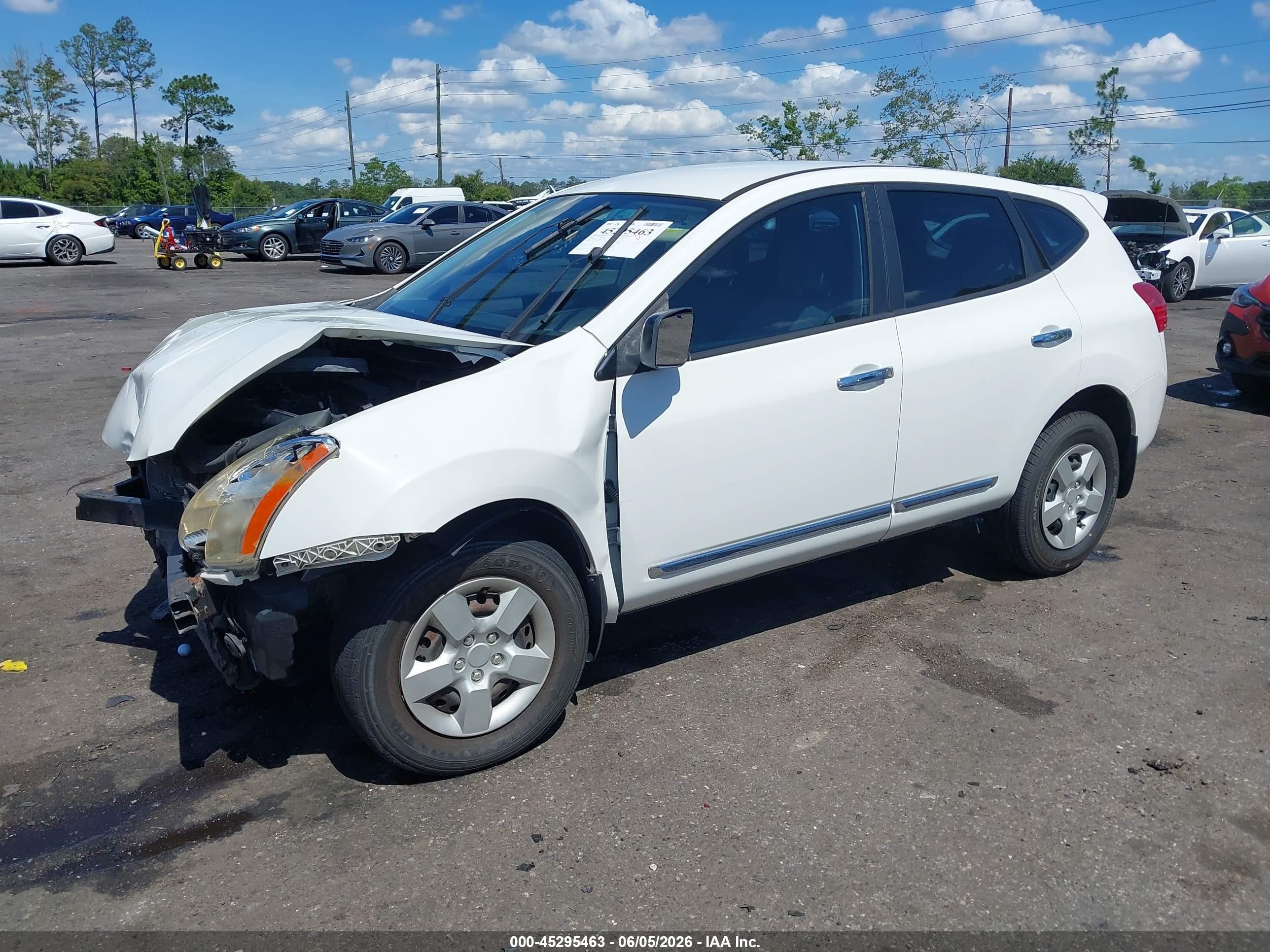 2013 Nissan Rogue S White vin: JN8AS5MT7DW553767