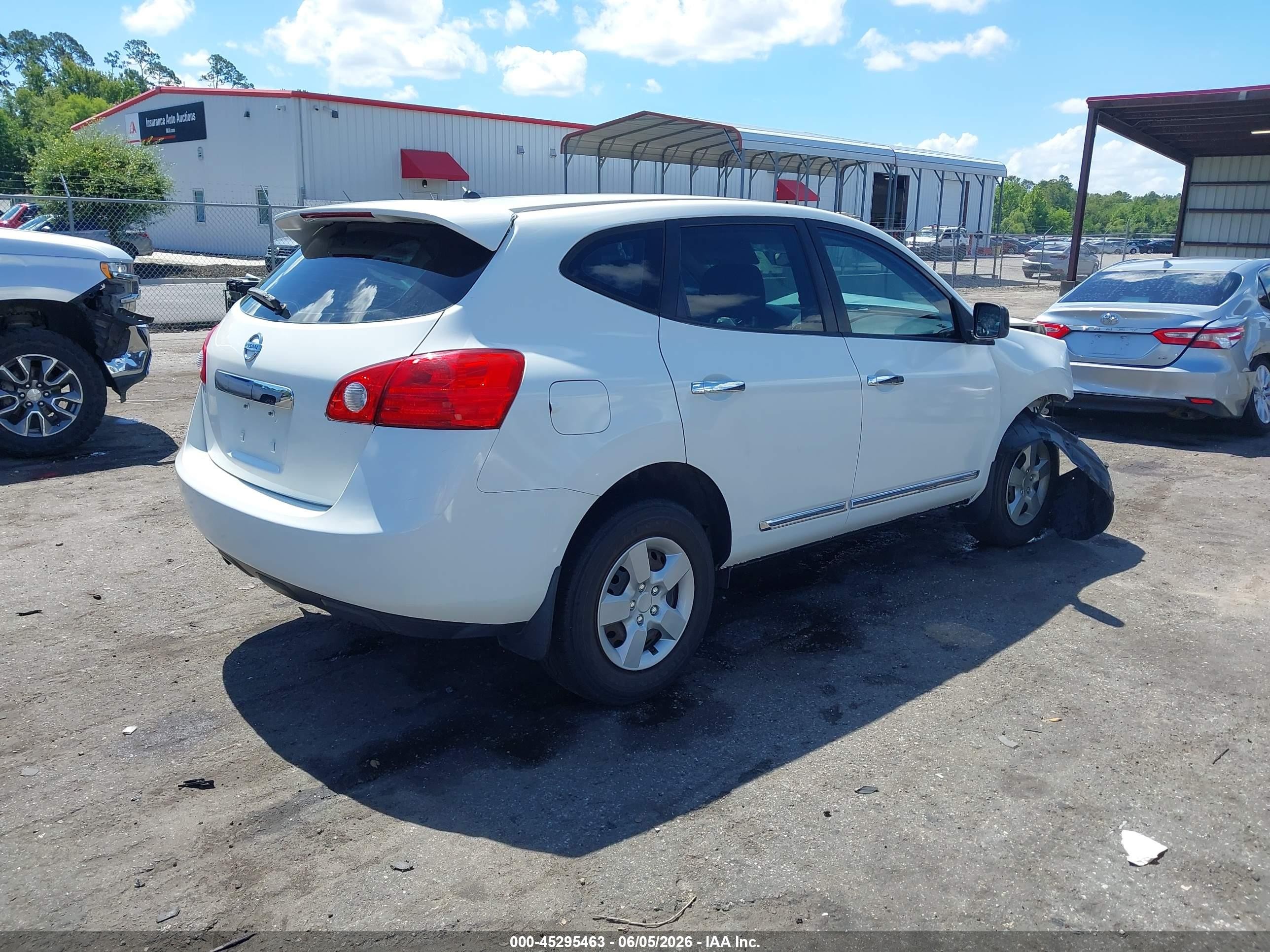 2013 Nissan Rogue S White vin: JN8AS5MT7DW553767