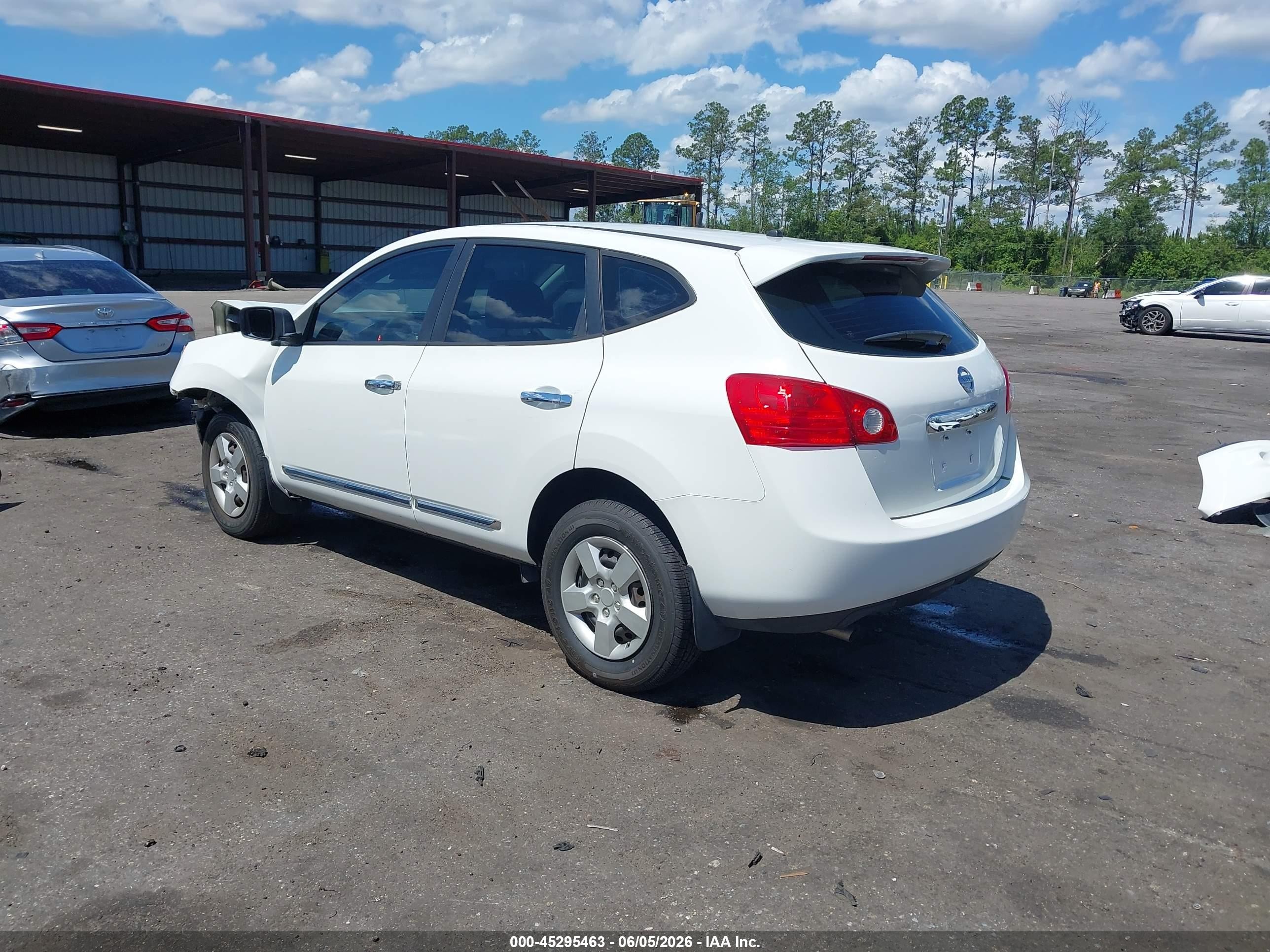 2013 Nissan Rogue S White vin: JN8AS5MT7DW553767