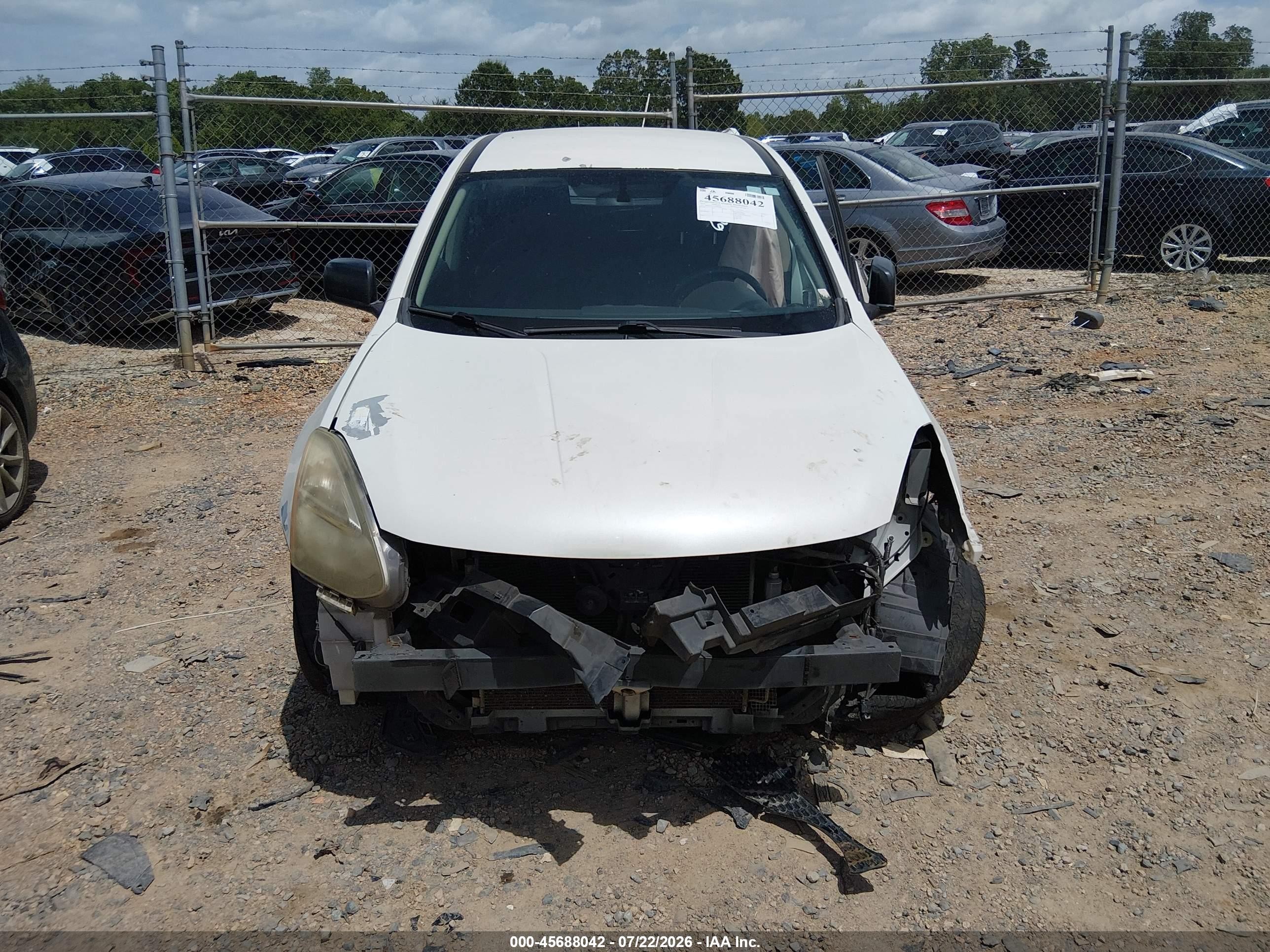 2014 Nissan Rogue Select S Белый vin: JN8AS5MT7EW601902