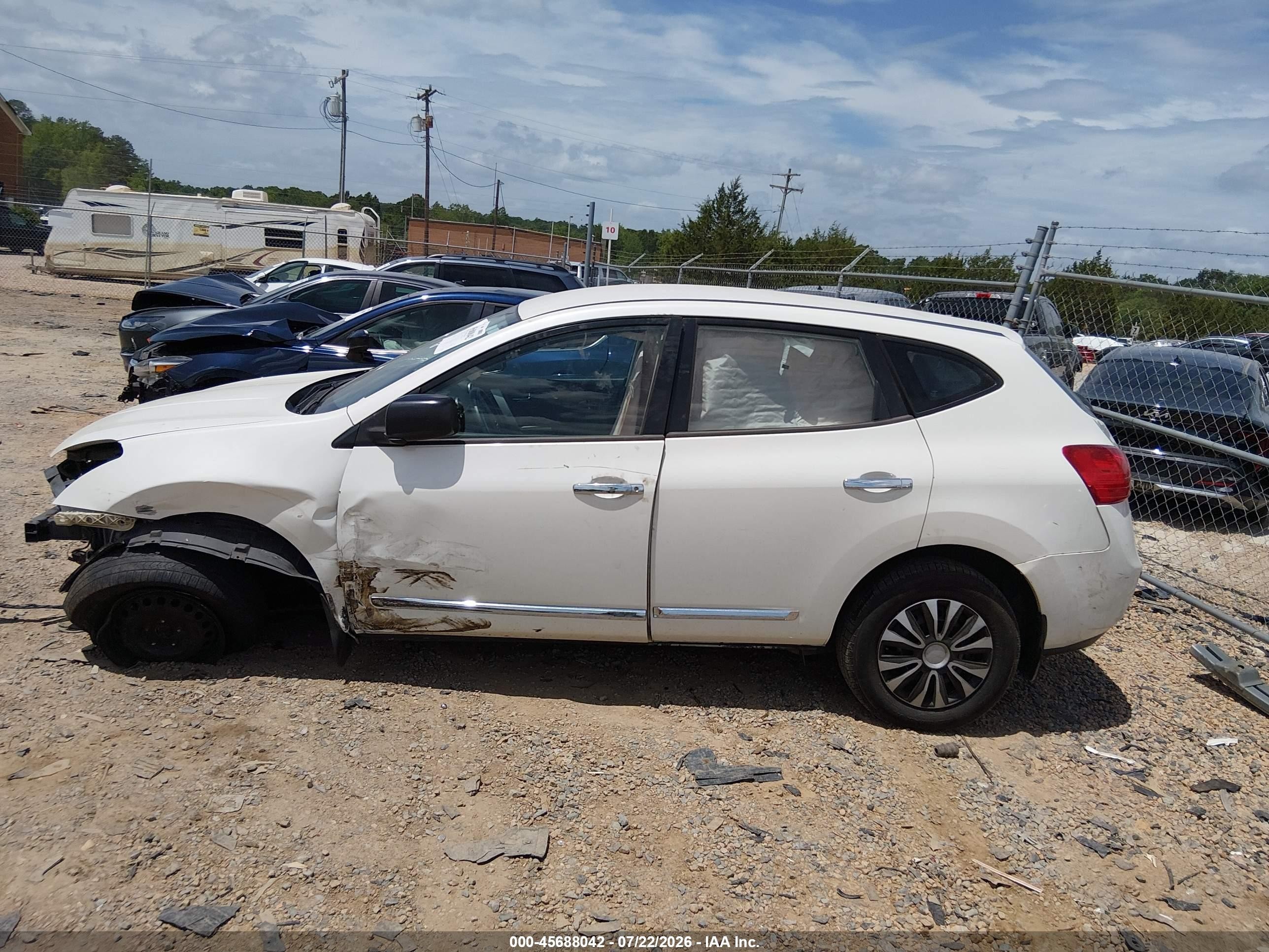 2014 Nissan Rogue Select S Белый vin: JN8AS5MT7EW601902