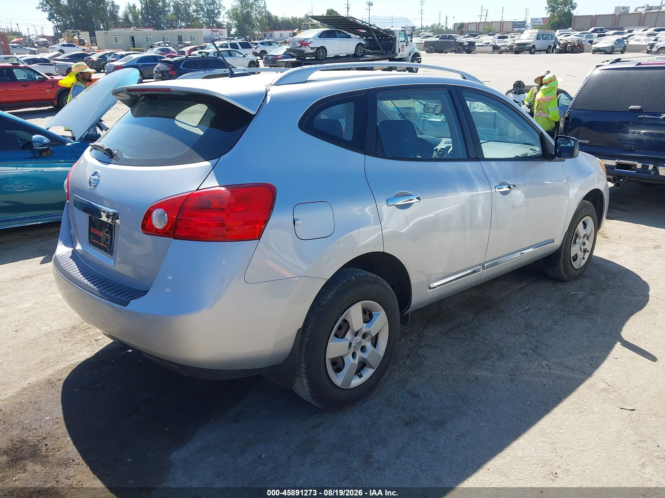 2014 Nissan Rogue Select S Silver vin: JN8AS5MT7EW616447