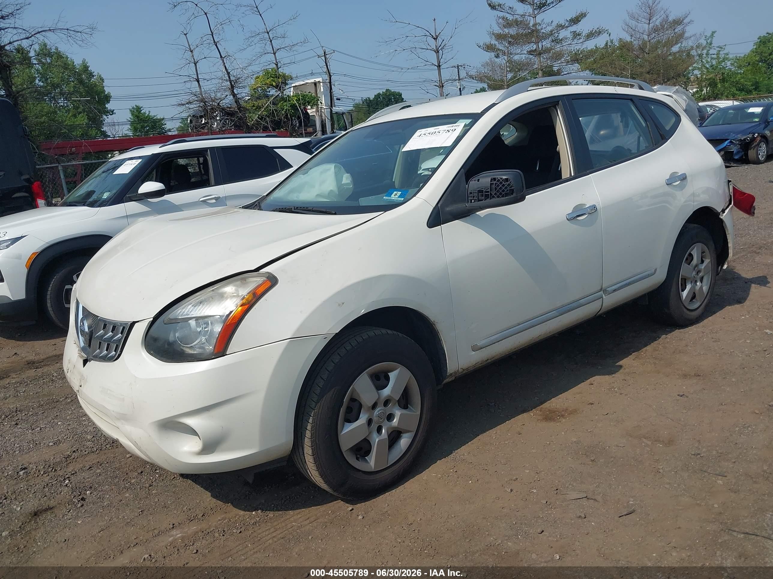 2015 Nissan Rogue Select S White vin: JN8AS5MT7FW156451