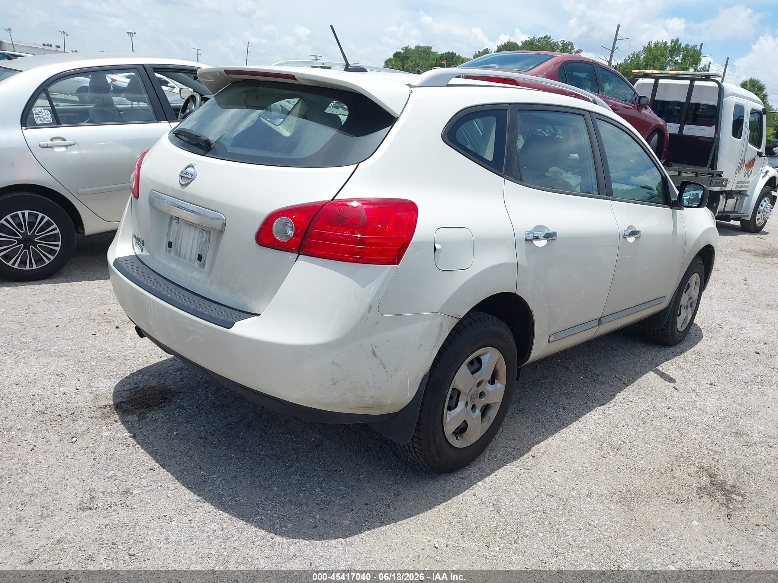 2015 Nissan Rogue Select S White vin: JN8AS5MT7FW163626