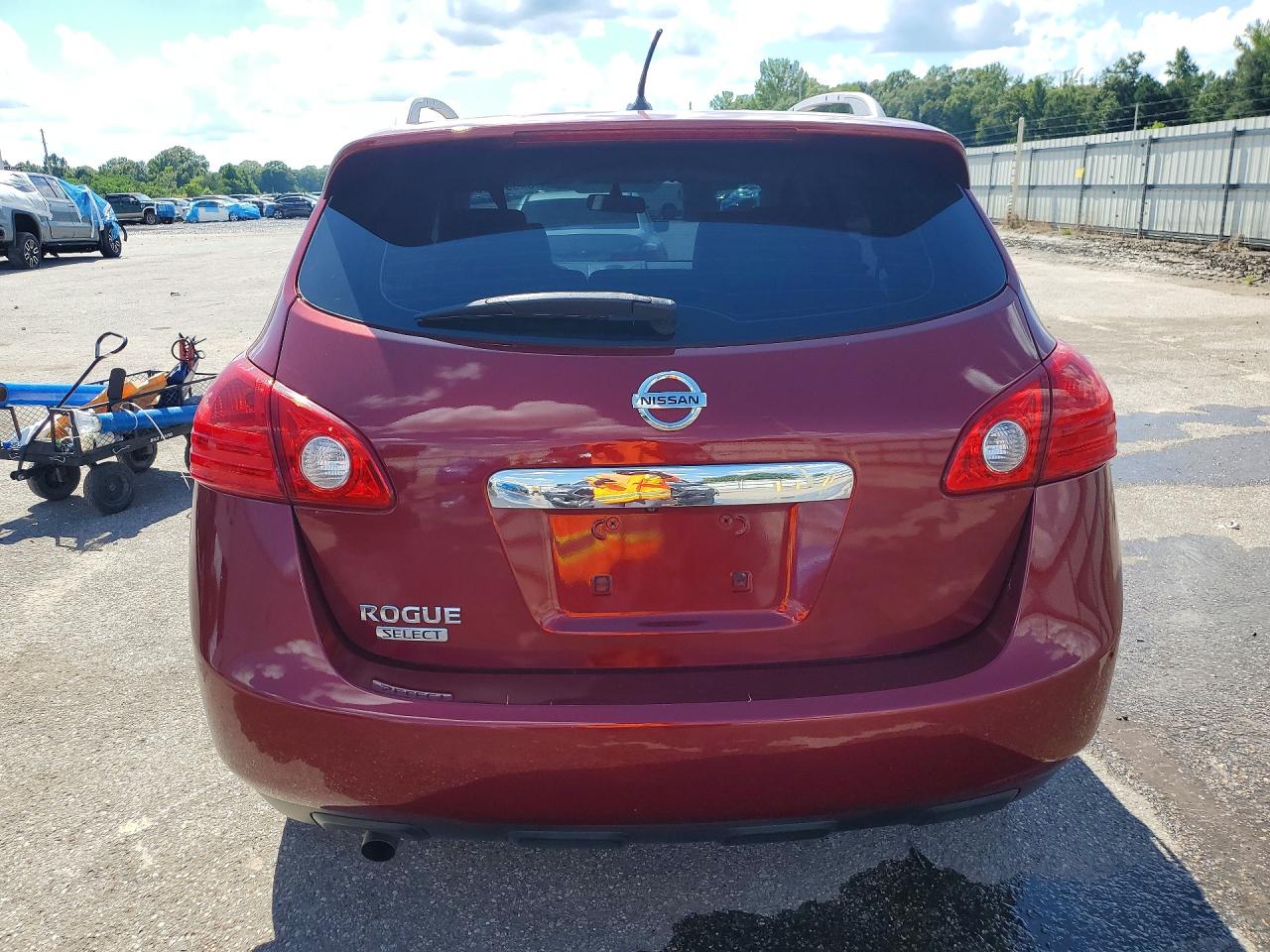2015 Nissan Rogue Select S Red vin: JN8AS5MT7FW656741