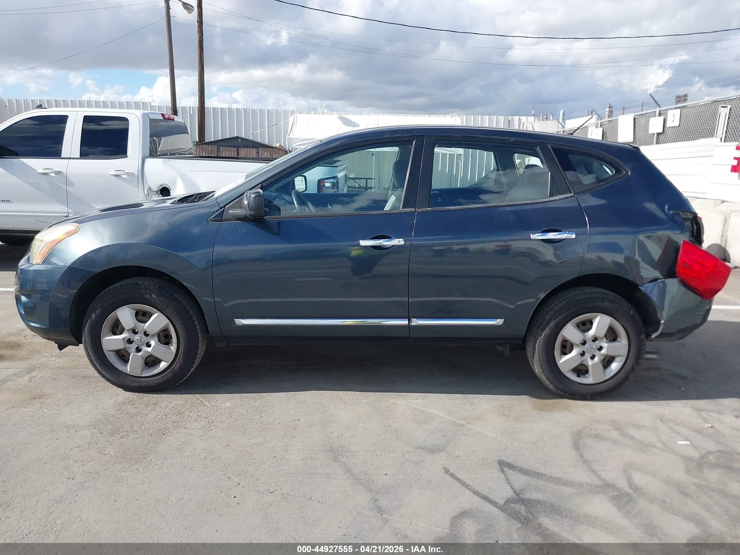 2015 Nissan Rogue Select S Gray vin: JN8AS5MT7FW663253