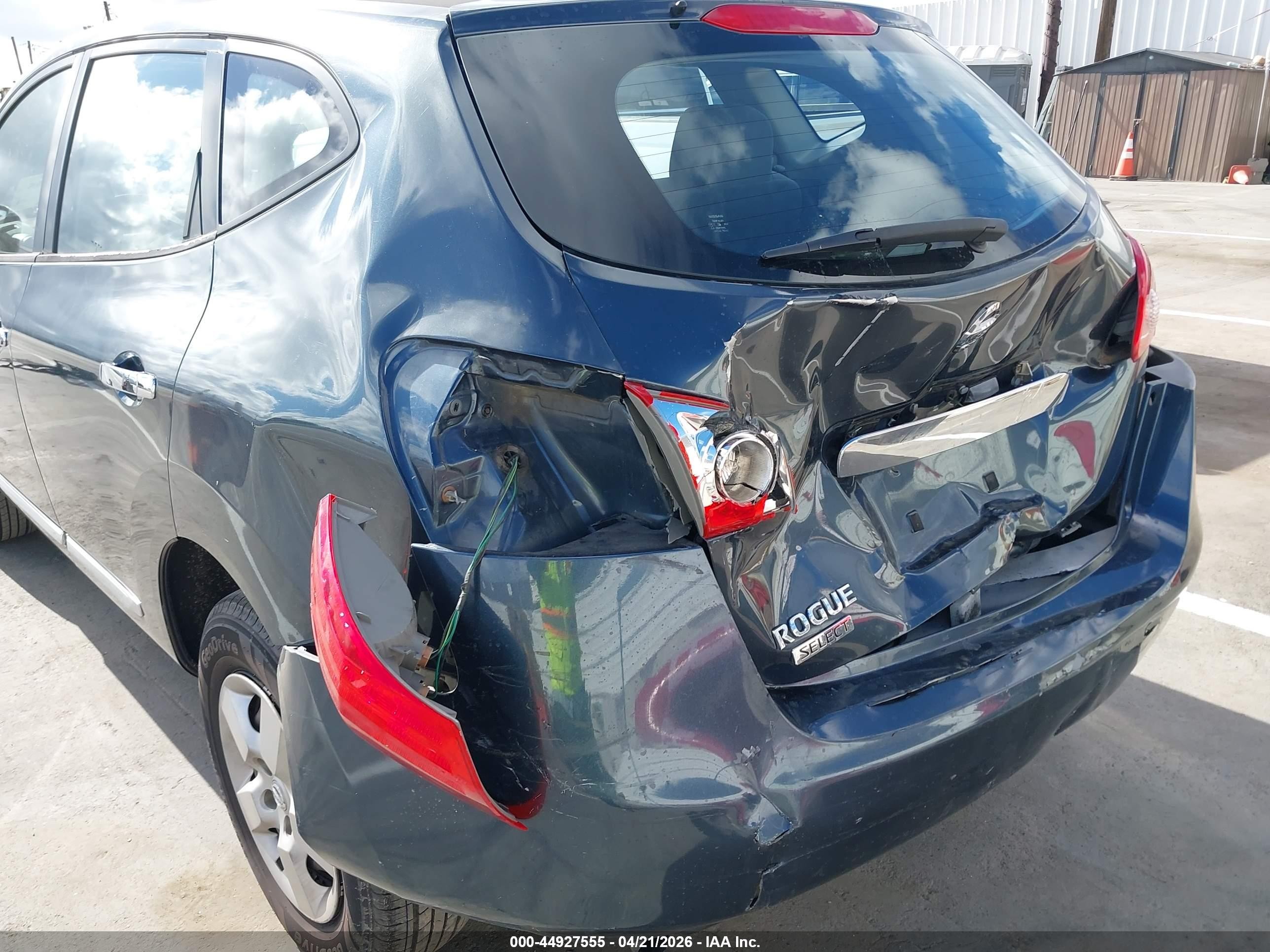 2015 Nissan Rogue Select S Gray vin: JN8AS5MT7FW663253