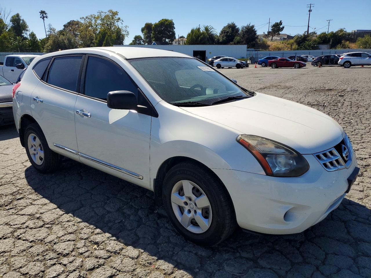 2015 Nissan Rogue Select S Белый vin: JN8AS5MT7FW669778