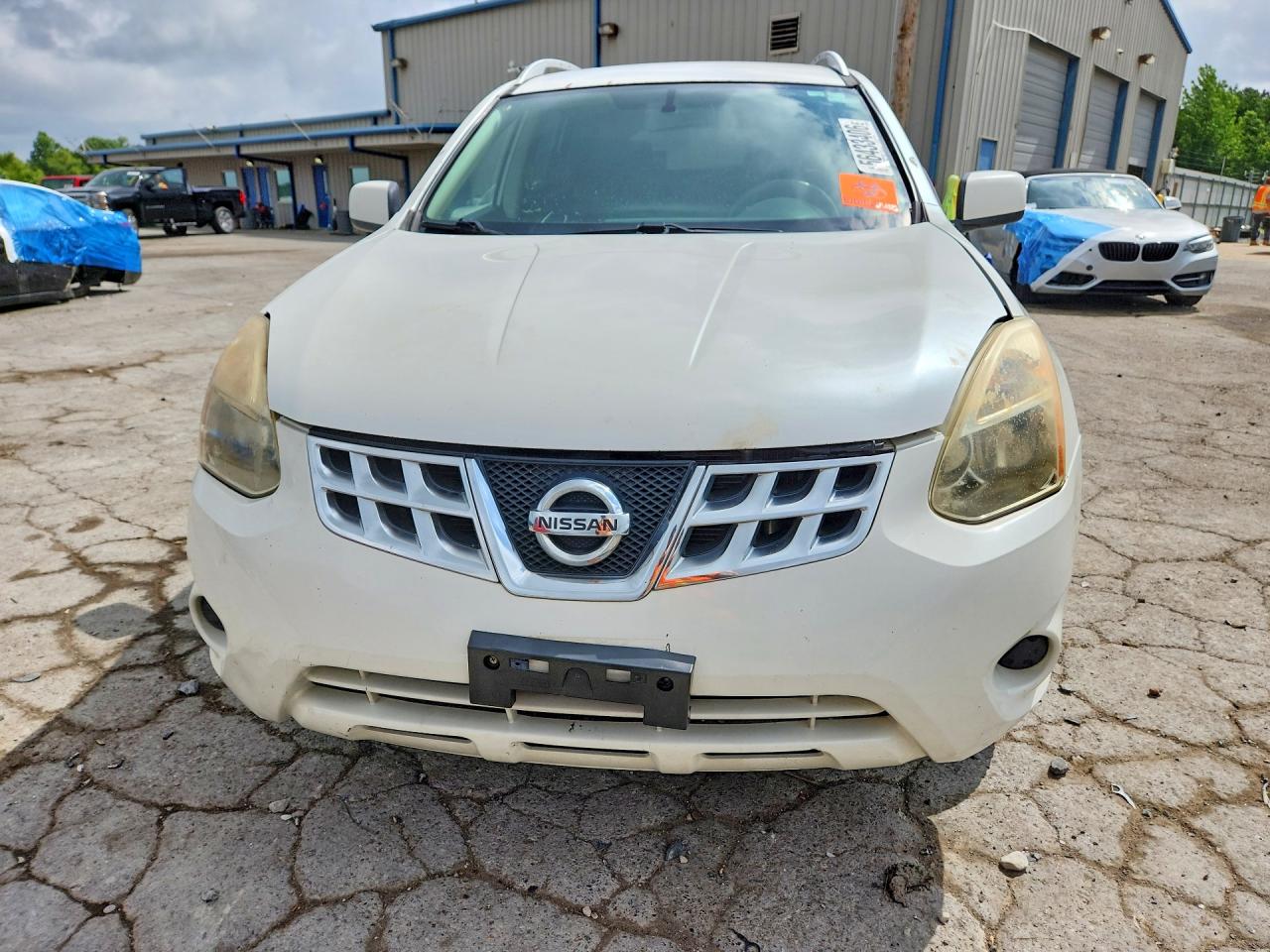 2011 Nissan Rogue S White vin: JN8AS5MT8BW168571
