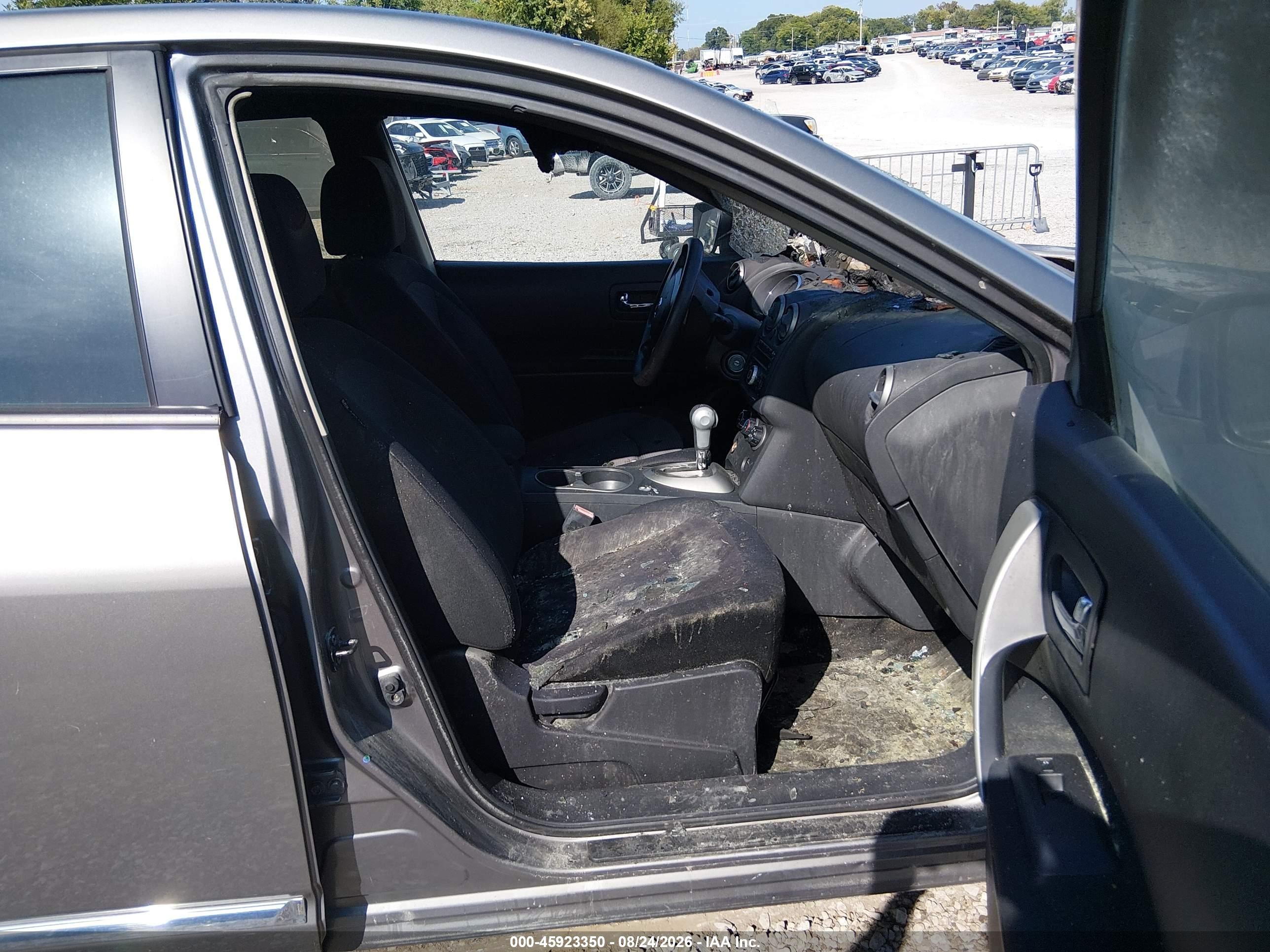 2011 Nissan Rogue S Серый vin: JN8AS5MT8BW168666
