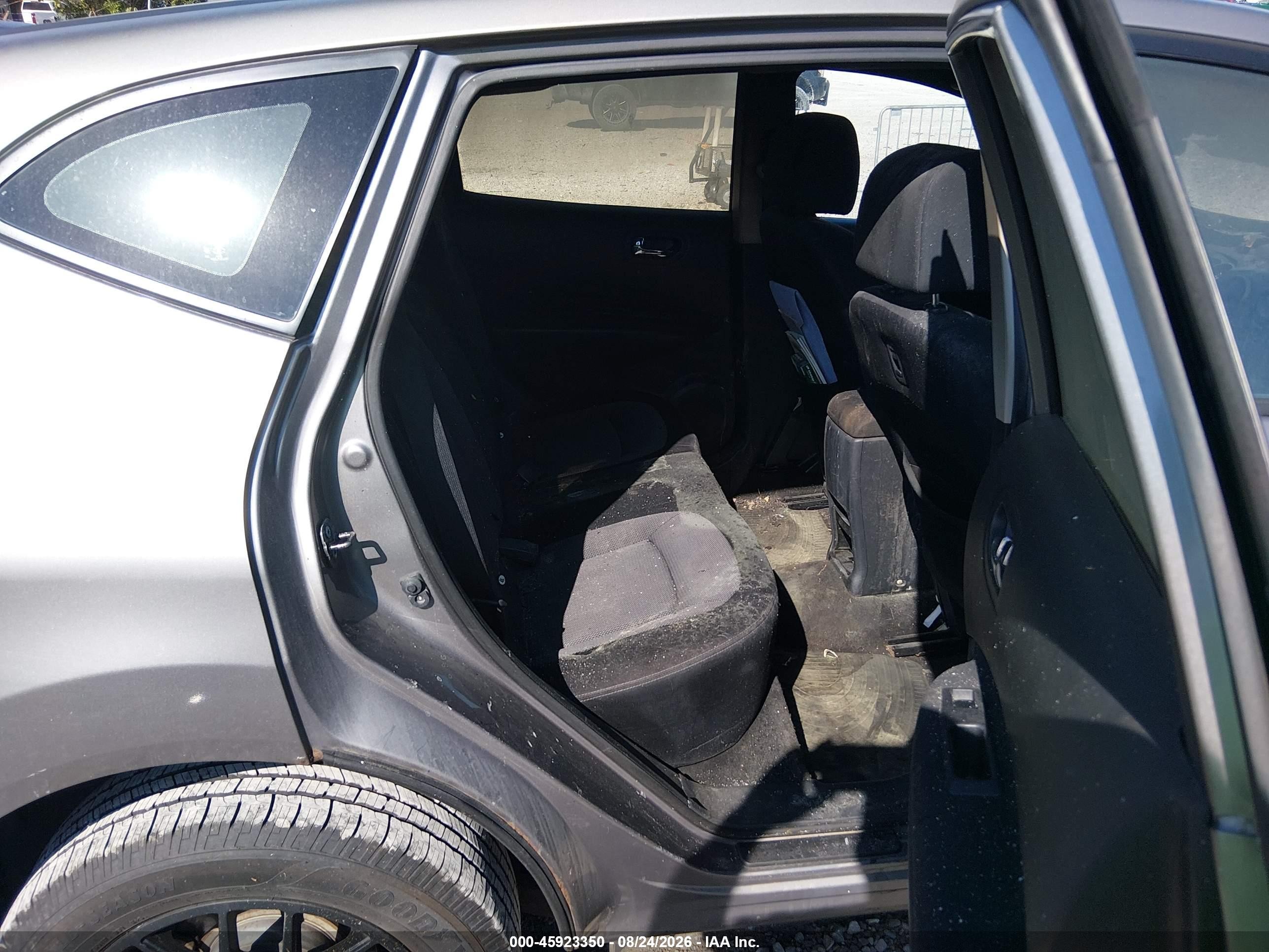 2011 Nissan Rogue S Серый vin: JN8AS5MT8BW168666