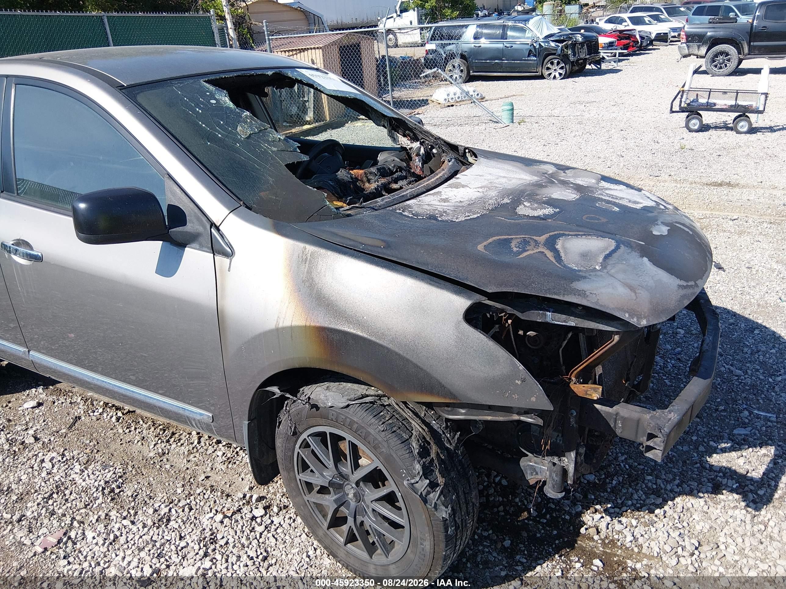 2011 Nissan Rogue S Серый vin: JN8AS5MT8BW168666
