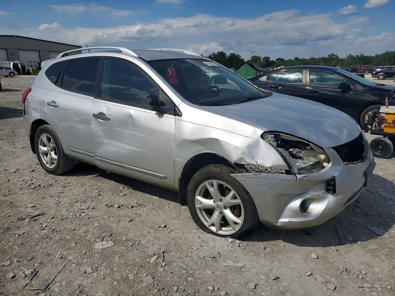 2011 Nissan Rogue S Silver vin: JN8AS5MT8BW172572