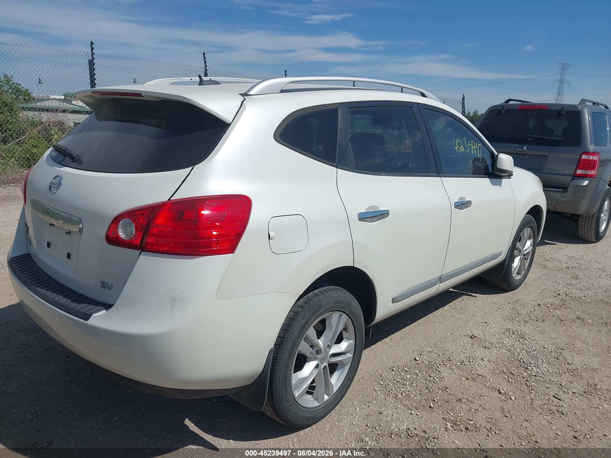 2012 Nissan Rogue Sv White vin: JN8AS5MT8CW250298