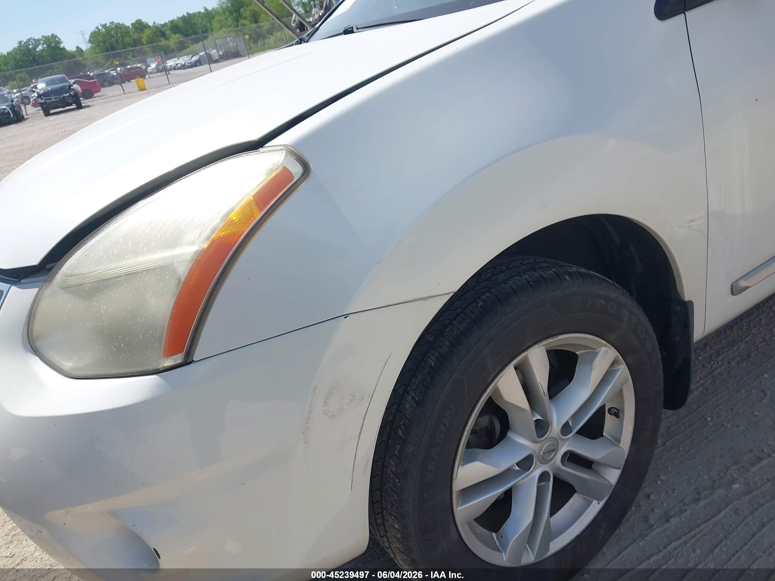 2012 Nissan Rogue Sv White vin: JN8AS5MT8CW250298