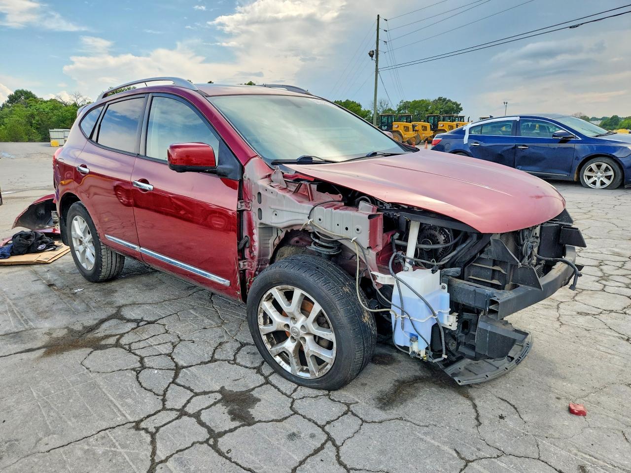 2012 Nissan Rogue S Red vin: JN8AS5MT8CW254397