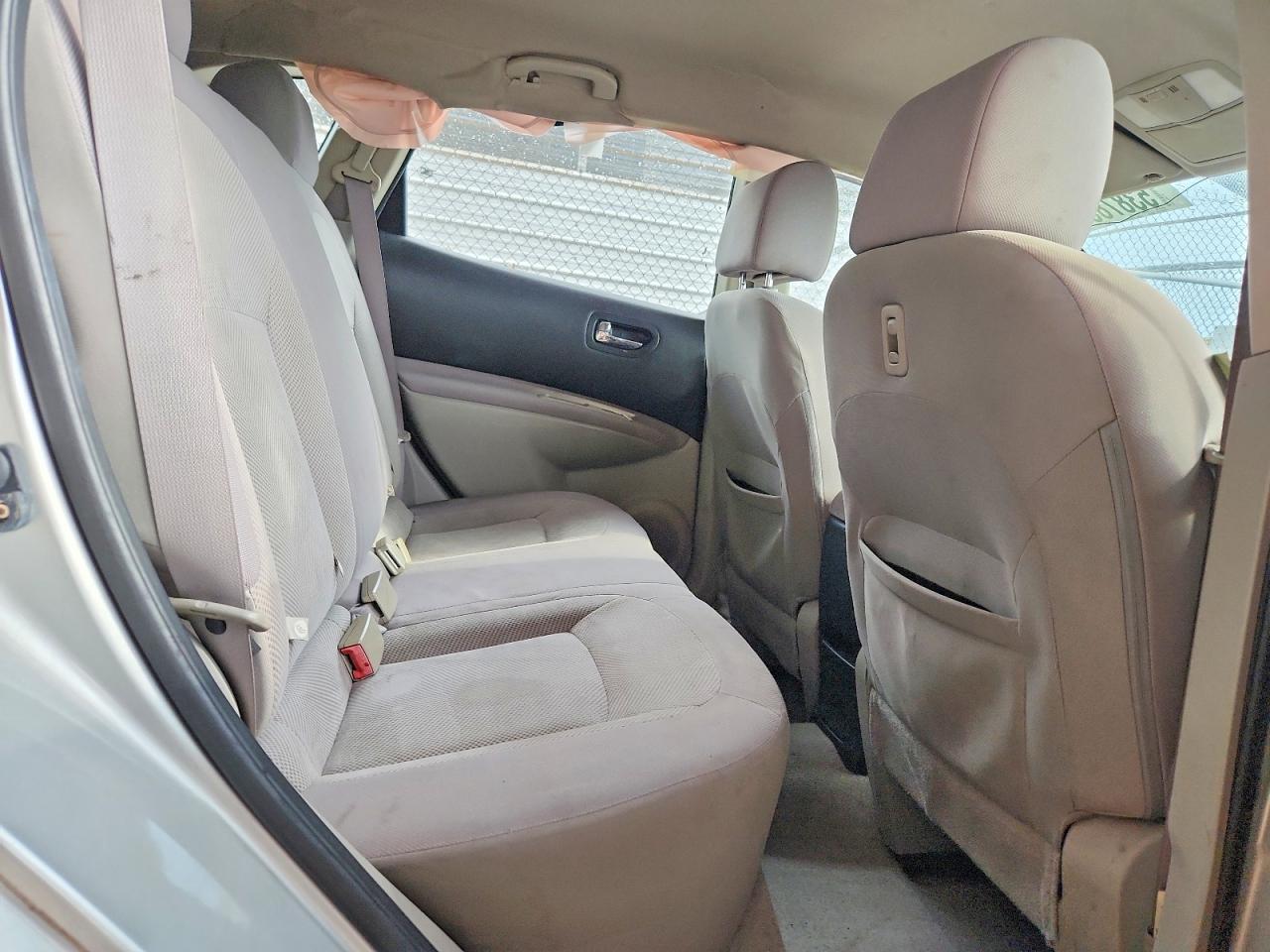 2012 Nissan Rogue S Silver vin: JN8AS5MT8CW268395