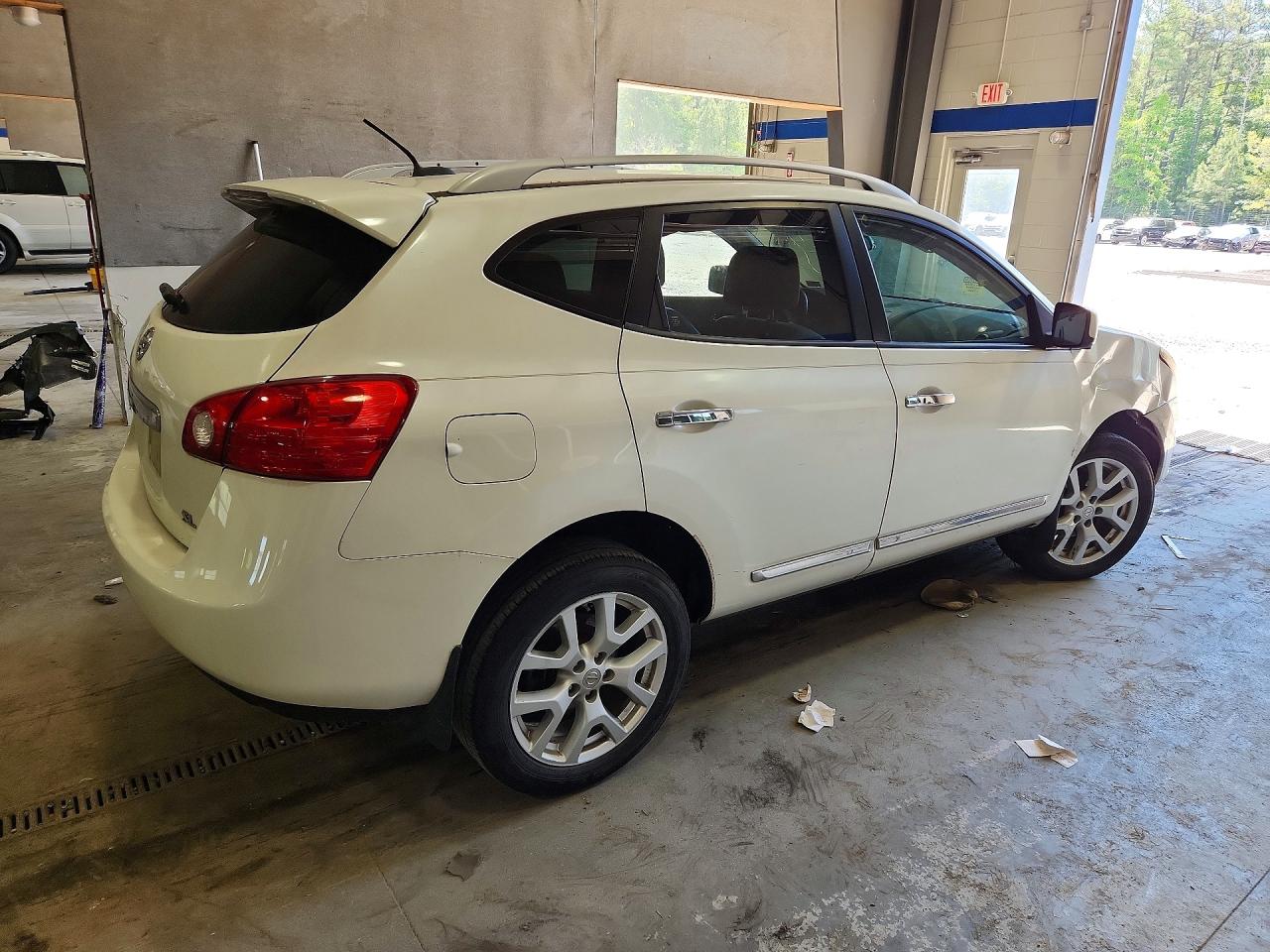 2012 Nissan Rogue S White vin: JN8AS5MT8CW279378