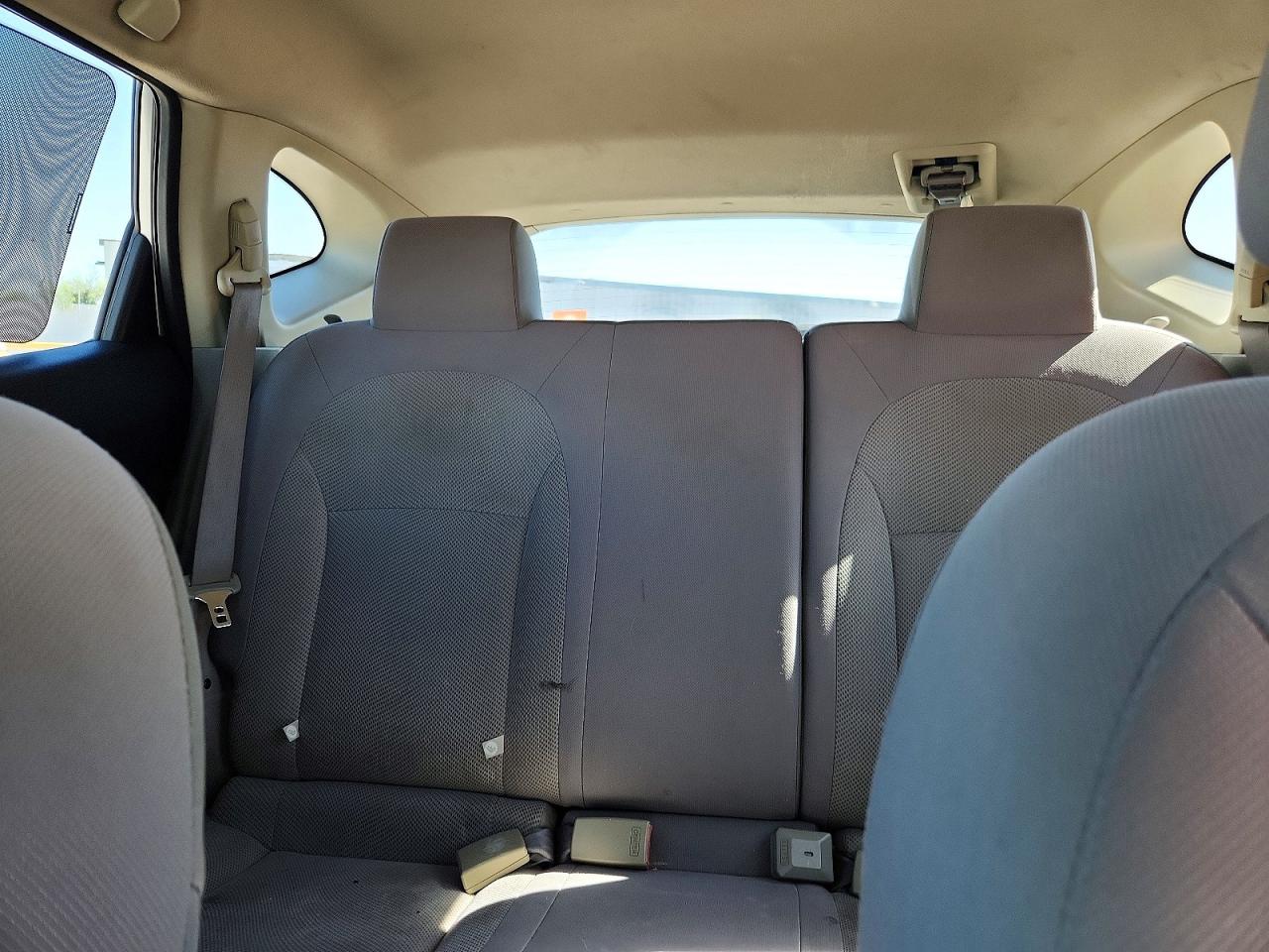 2012 Nissan Rogue S Silver vin: JN8AS5MT8CW279414