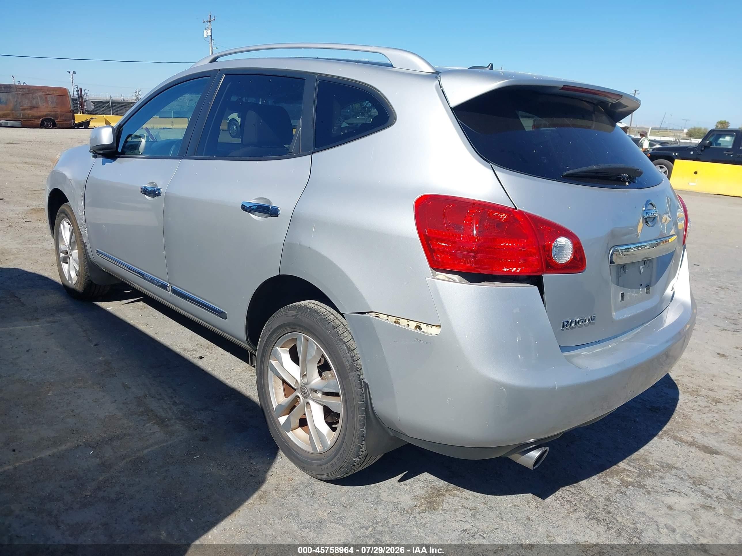 2012 Nissan Rogue Sv Silver vin: JN8AS5MT8CW609360