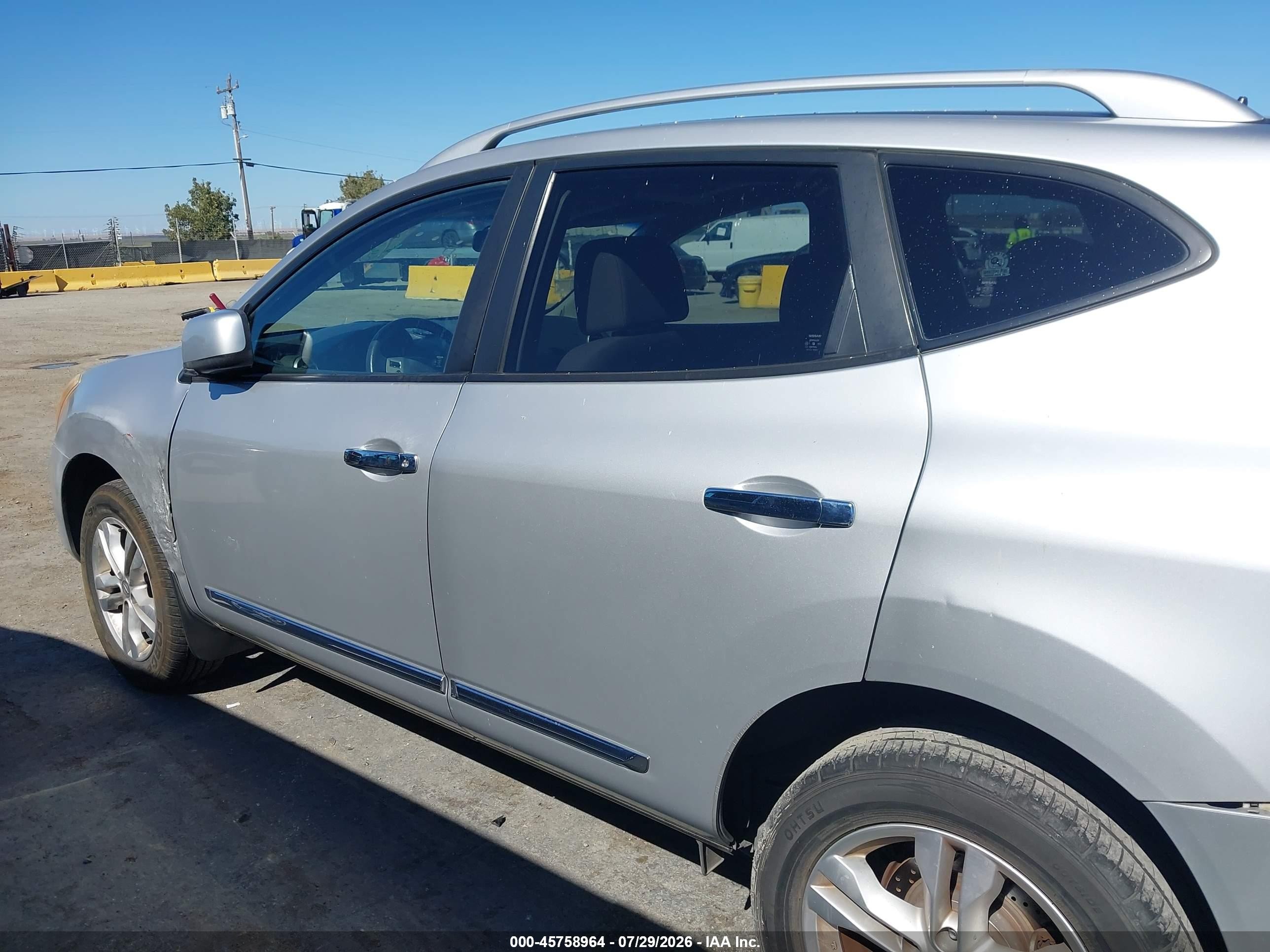 2012 Nissan Rogue Sv Silver vin: JN8AS5MT8CW609360